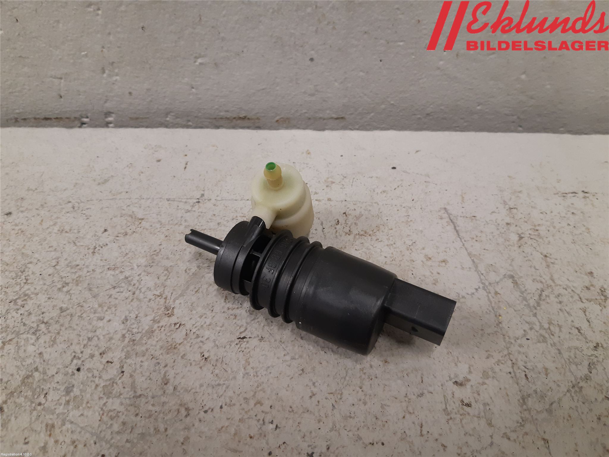 Mercedes-Benz MB C-KLASS (W204) 07-15 Spolarpump Vindruta