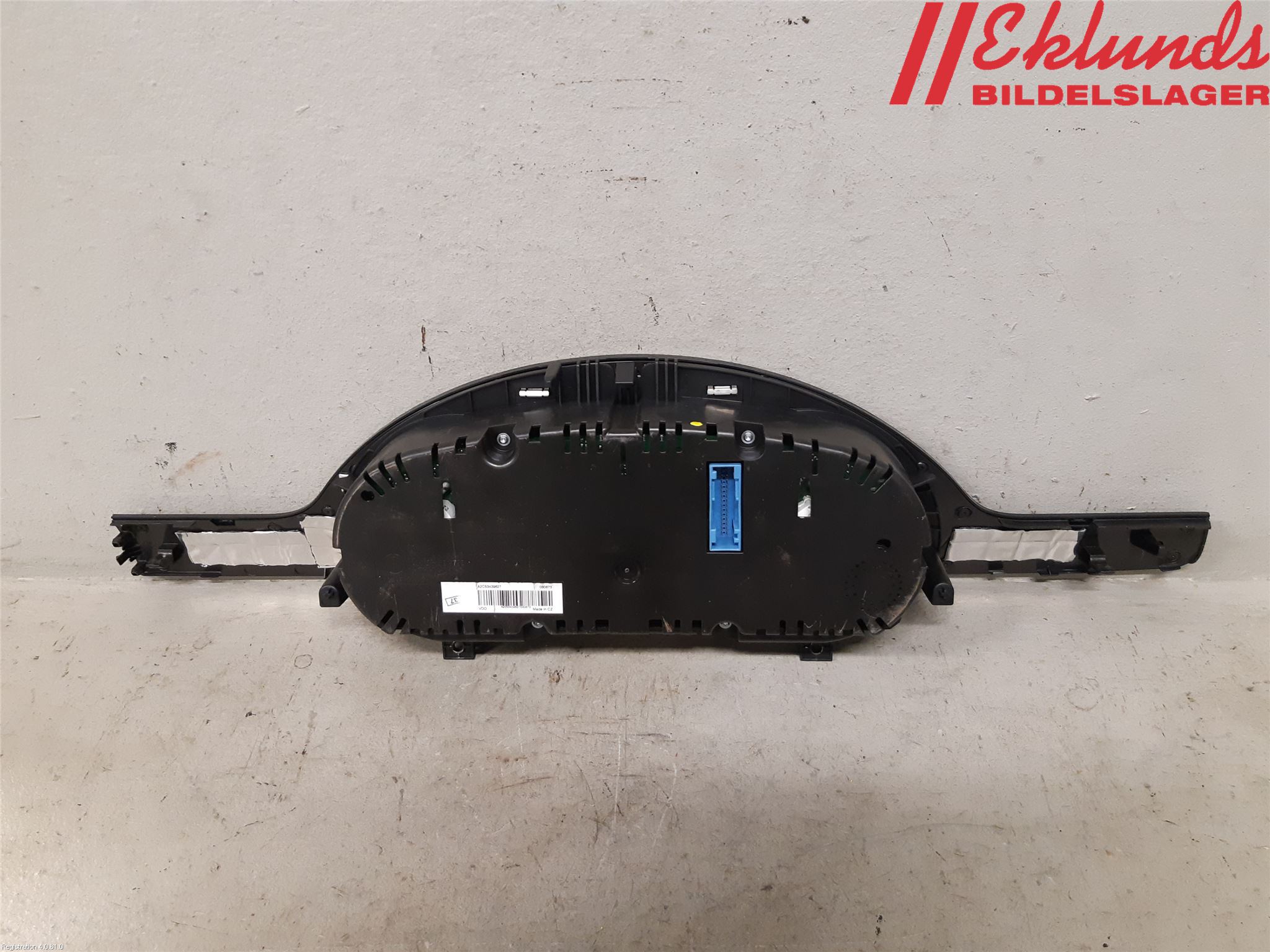 Volkswagen VW PASSAT 11-14 Instrument Komb