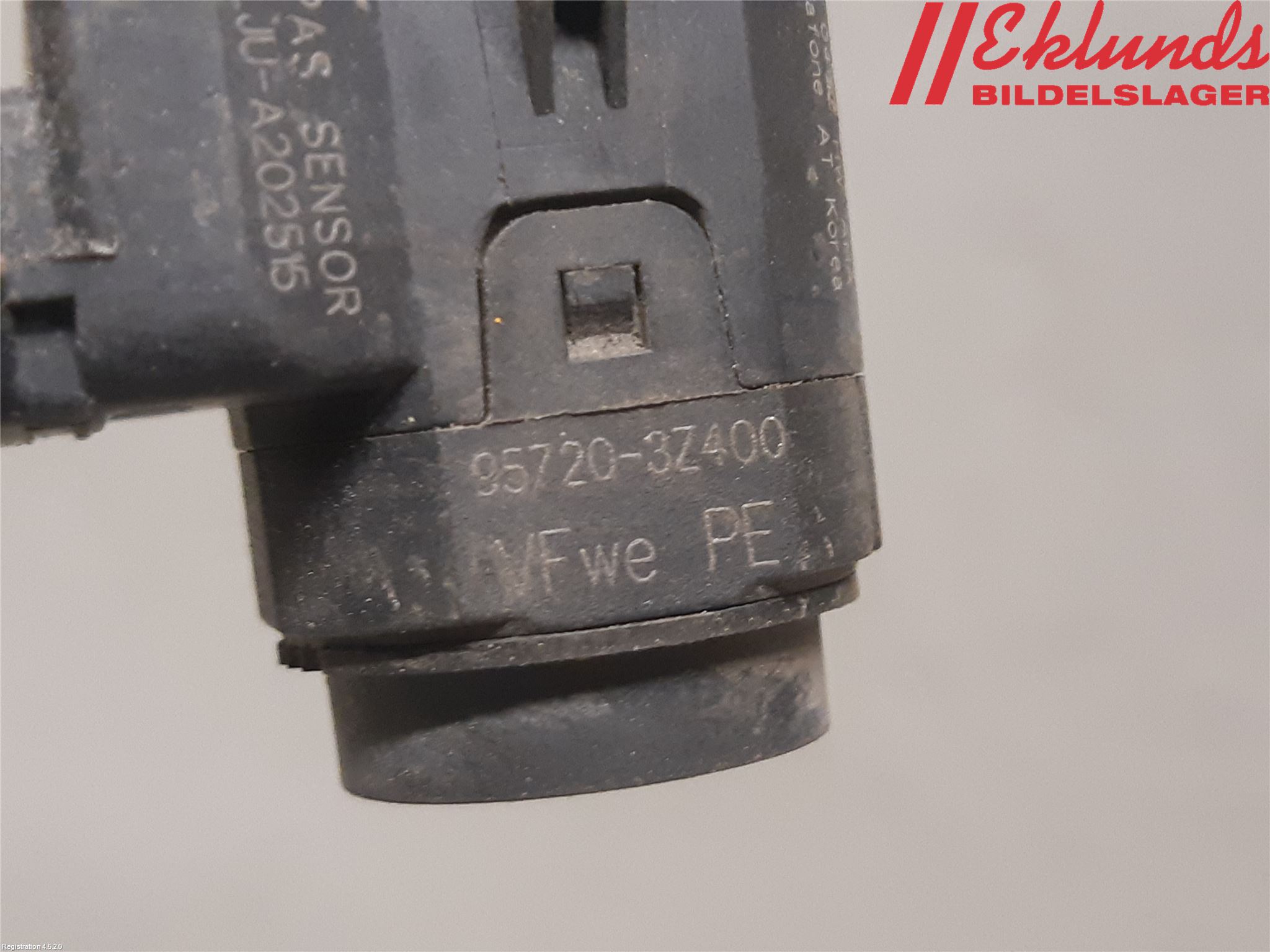 Hyundai i40 16-18 Parkeringshjälp Backsensor