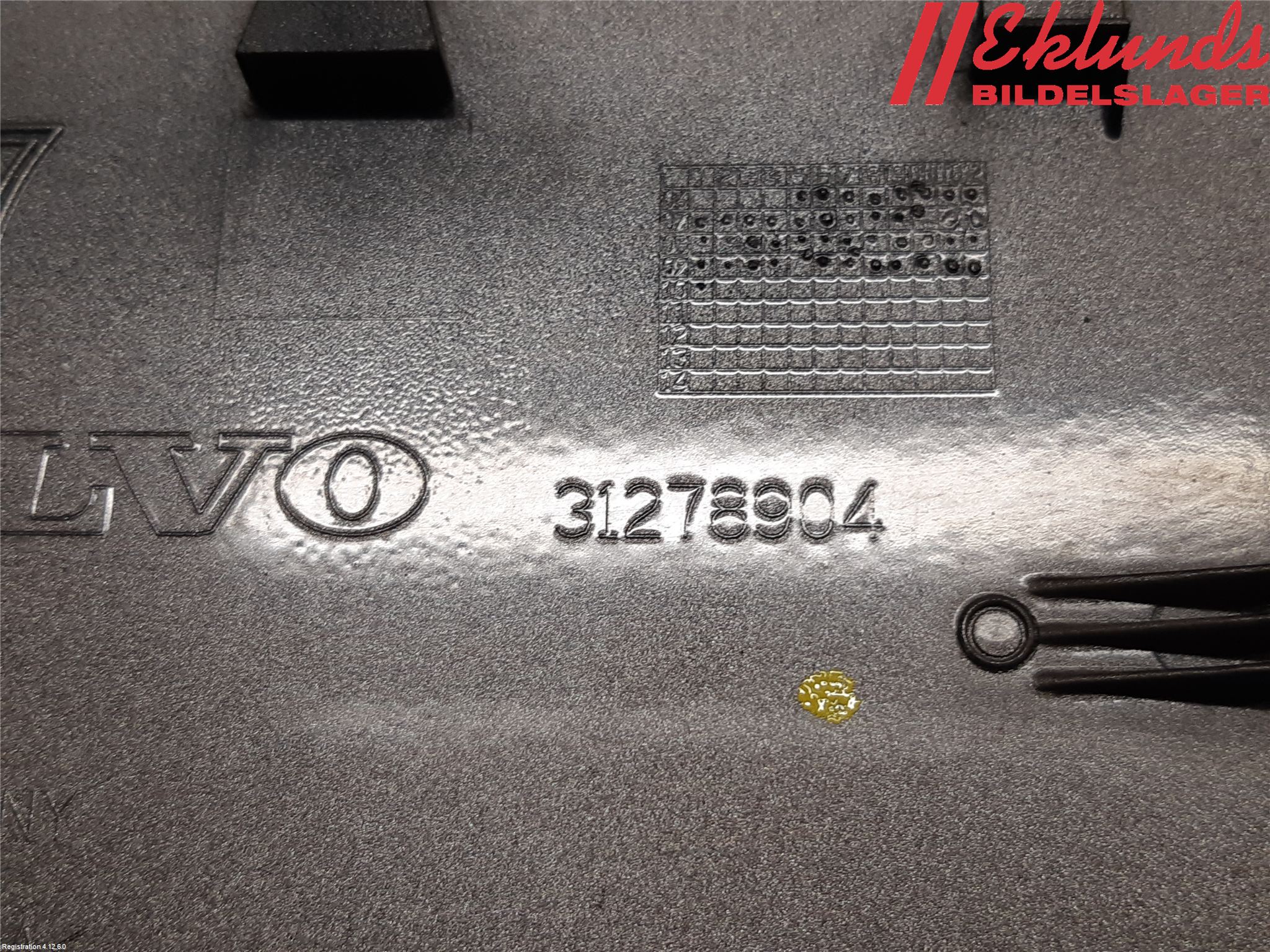 Volvo V70 08-13 Tanklucka