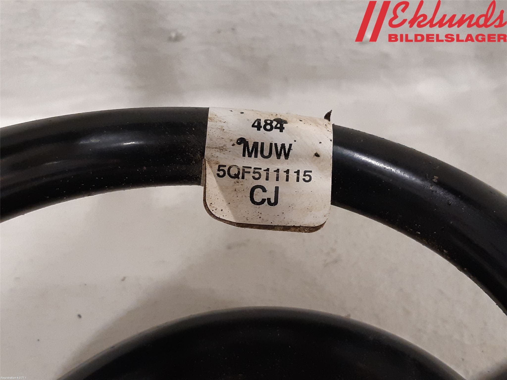 Volkswagen VW TIGUAN 16-24 Fjäder Bak