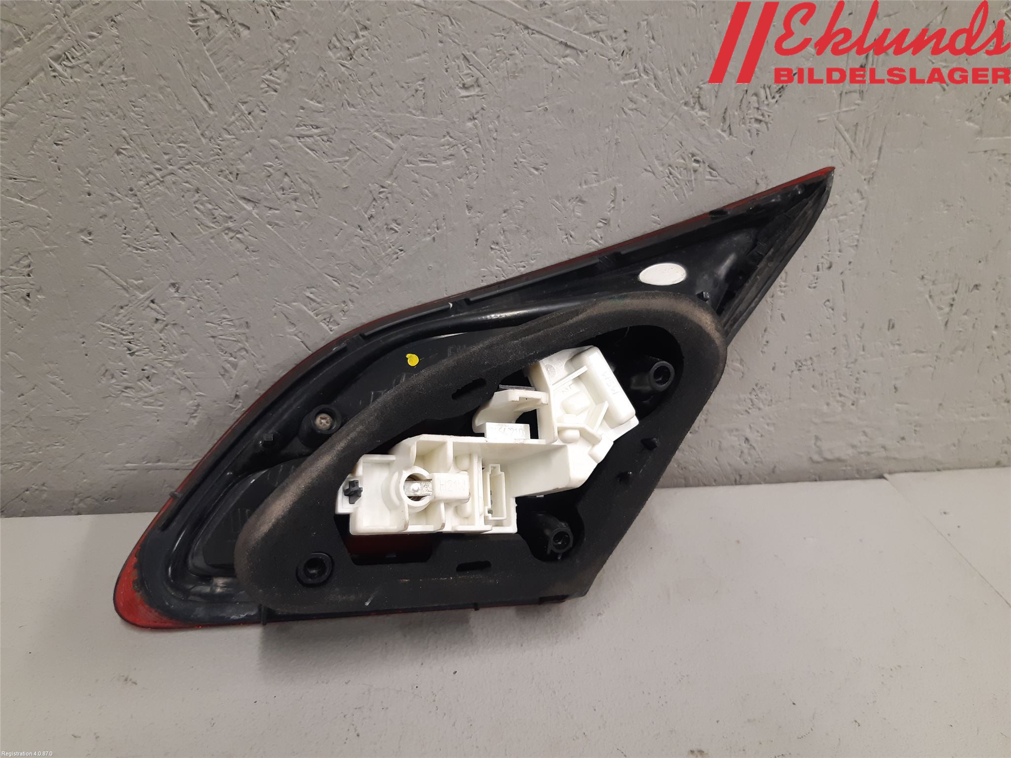 Opel ASTRA J 10-15 Bakljus Lucka Vä