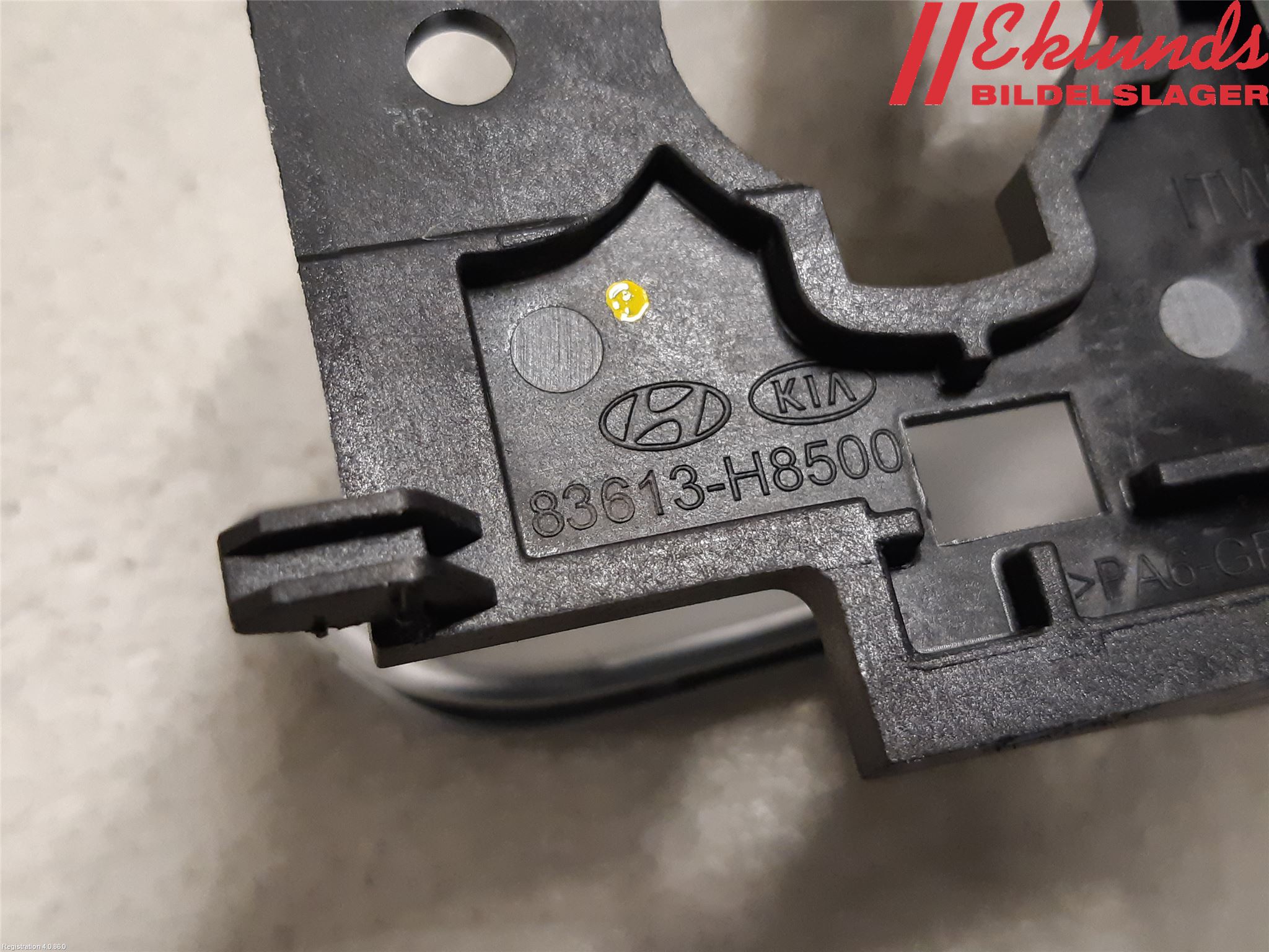 Kia STONIC 18->> Dörrhandtag Inre Vä