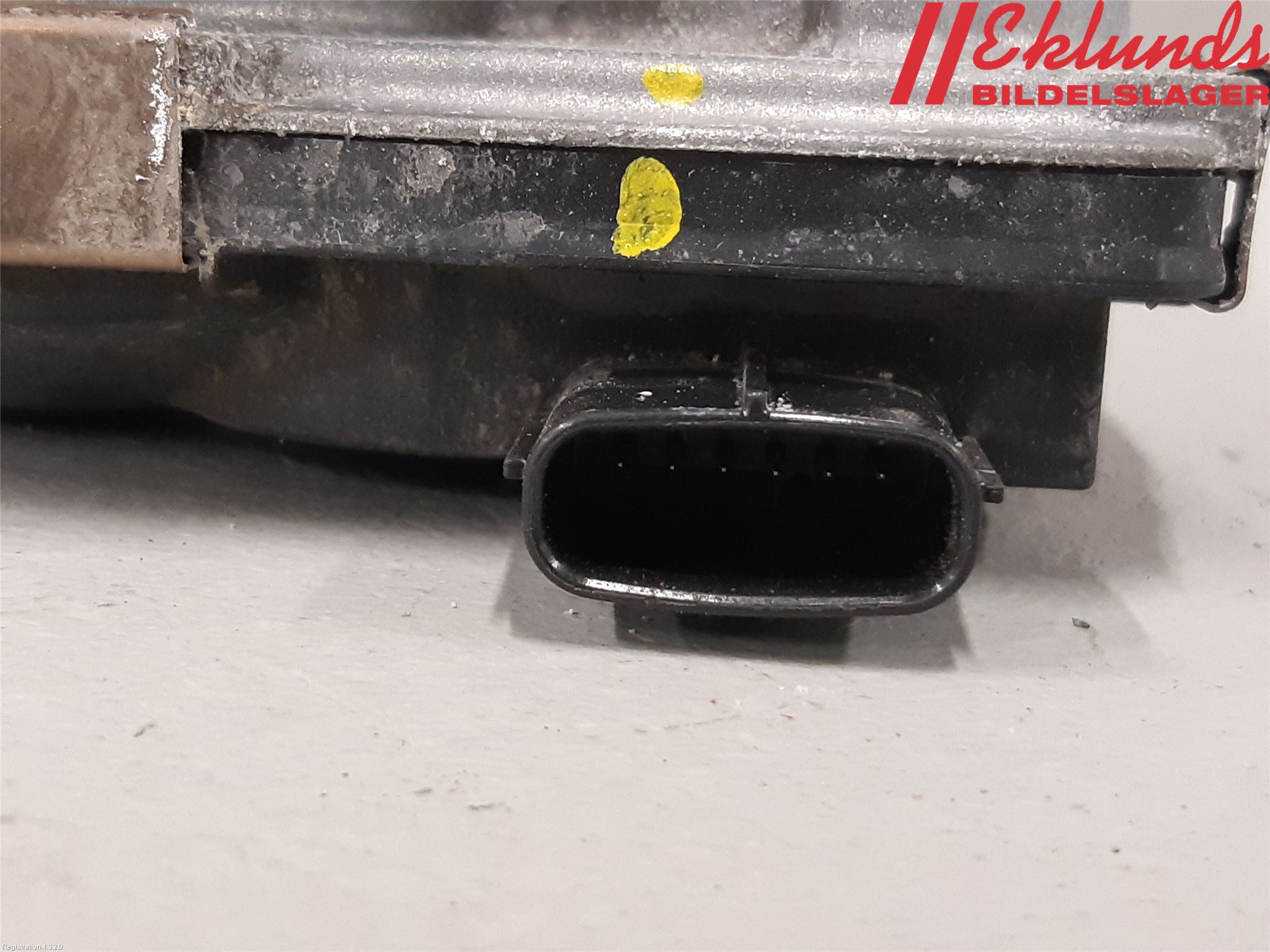 Toyota RAV4 19- Injspjällhus