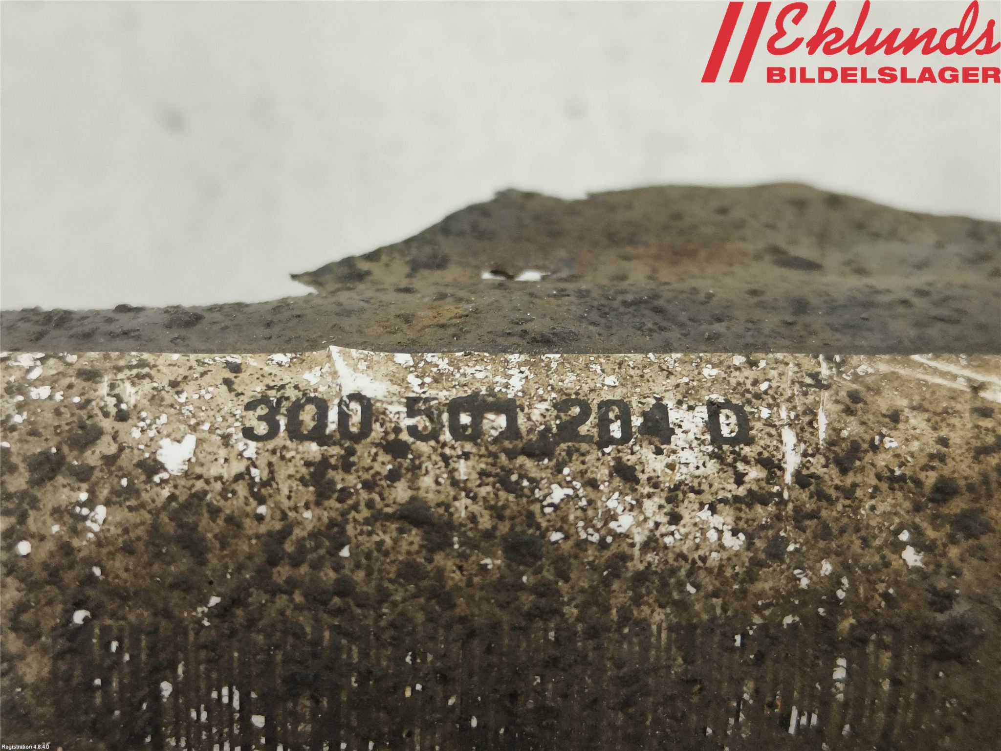 Volkswagen VW PASSAT 15-19 Drivaxel Bak Höger