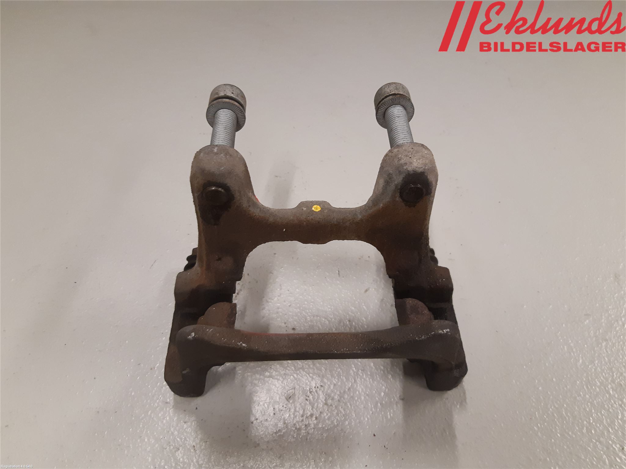 Audi Q3 8U 12-18 Bromsokshållare