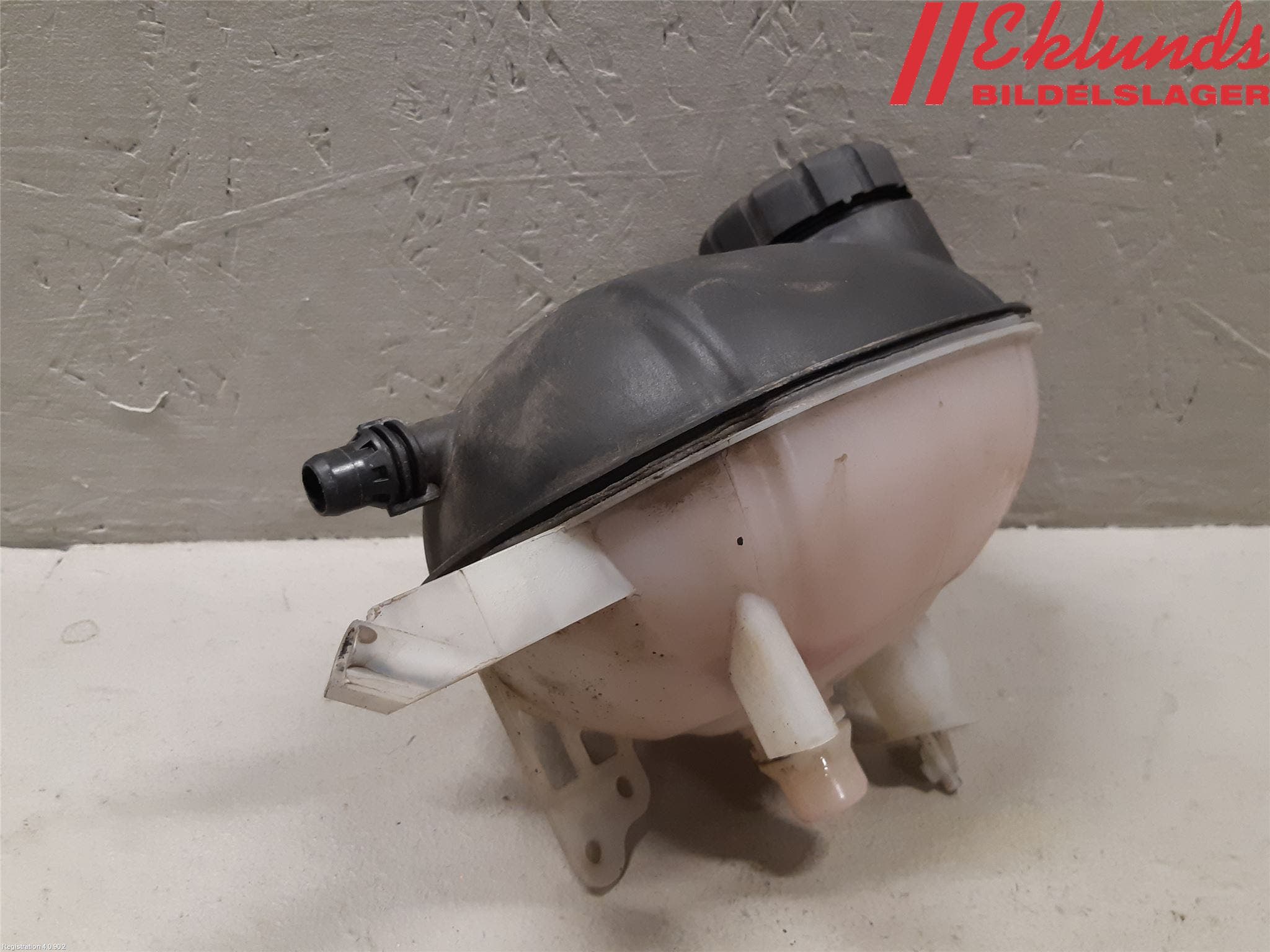Mercedes-Benz MB E-KLASS (W213) 16-23 Expansionstank