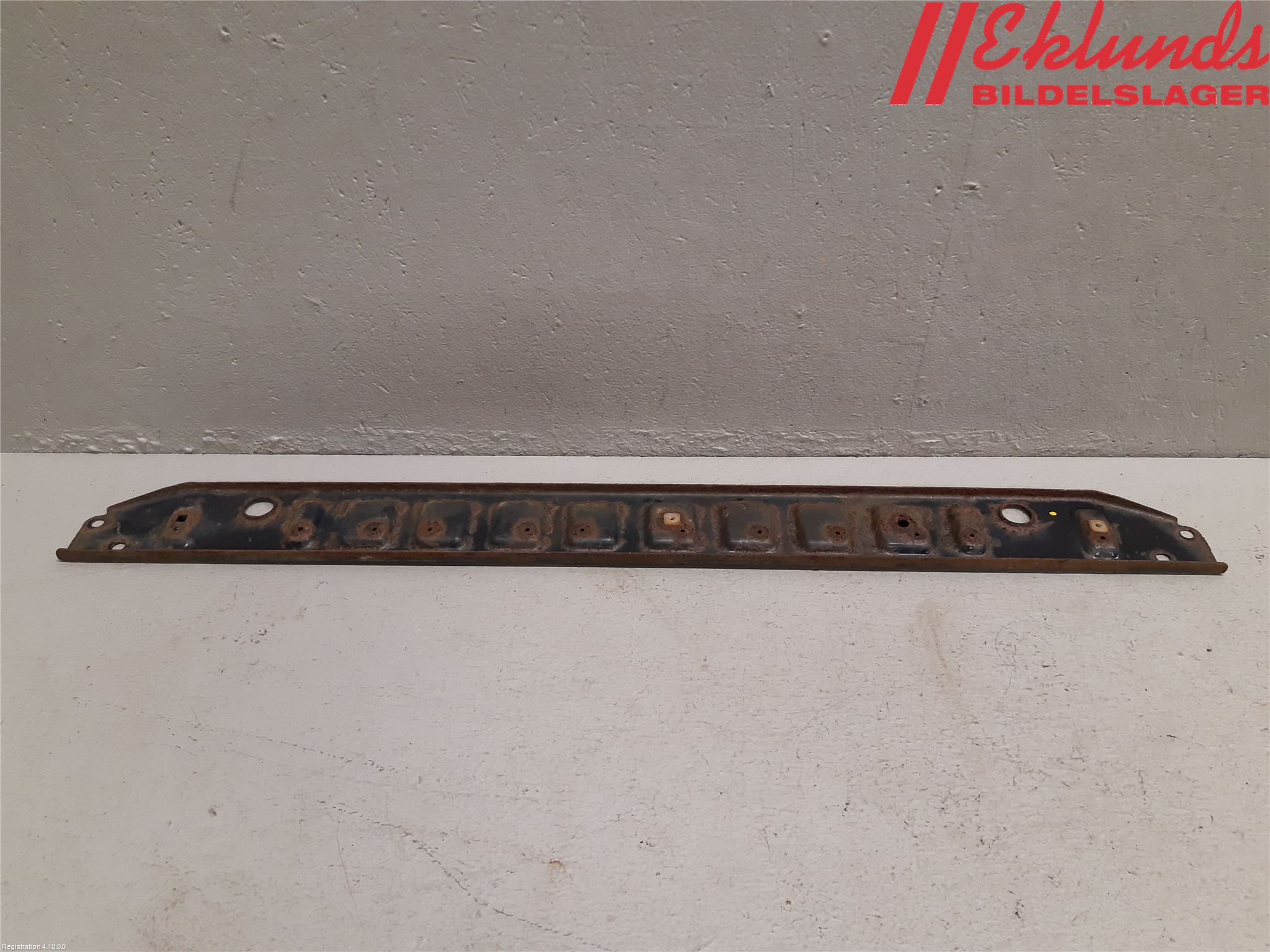 Ford S-MAX 06-15 Kylarfäste-Ram-Balk