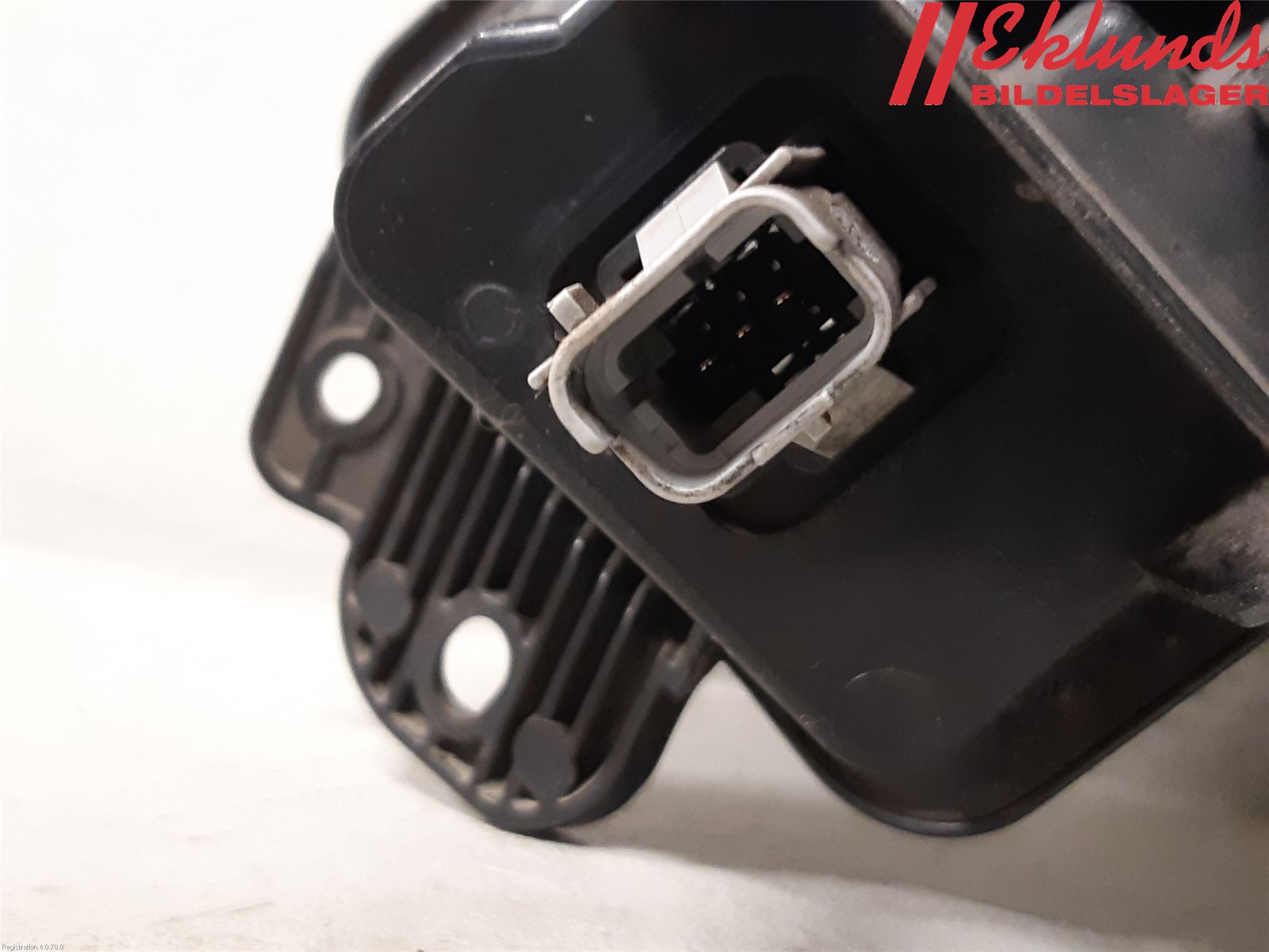 Peugeot 308 08-13 Positionsljus Fram Hö