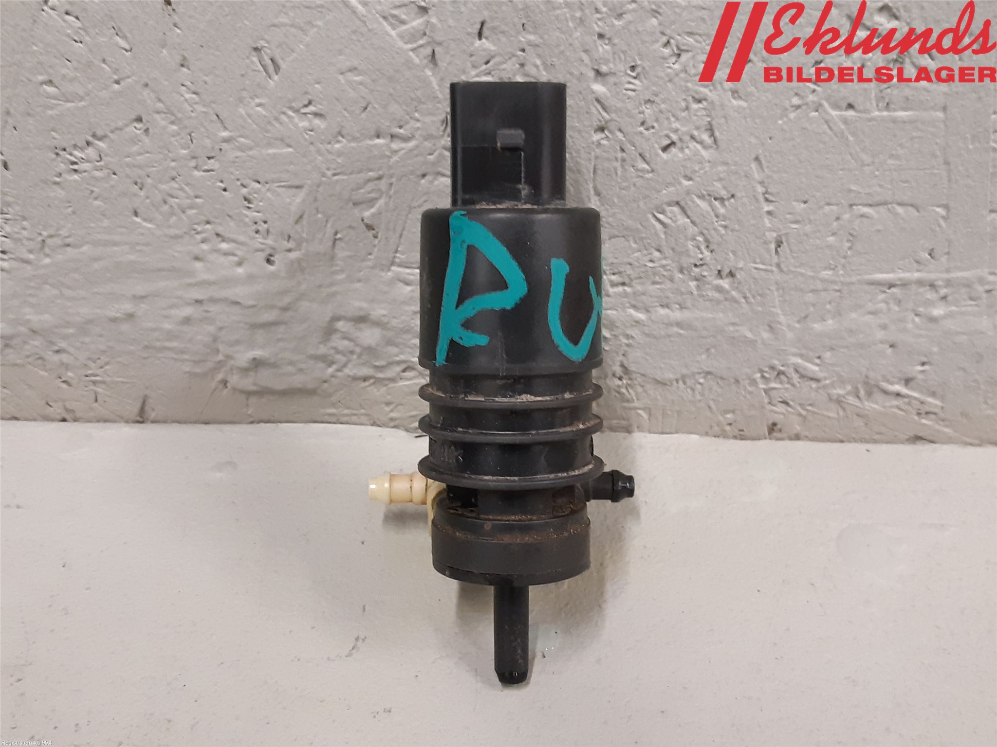 Volkswagen VW PASSAT 11-14 Spolarpump Vindruta