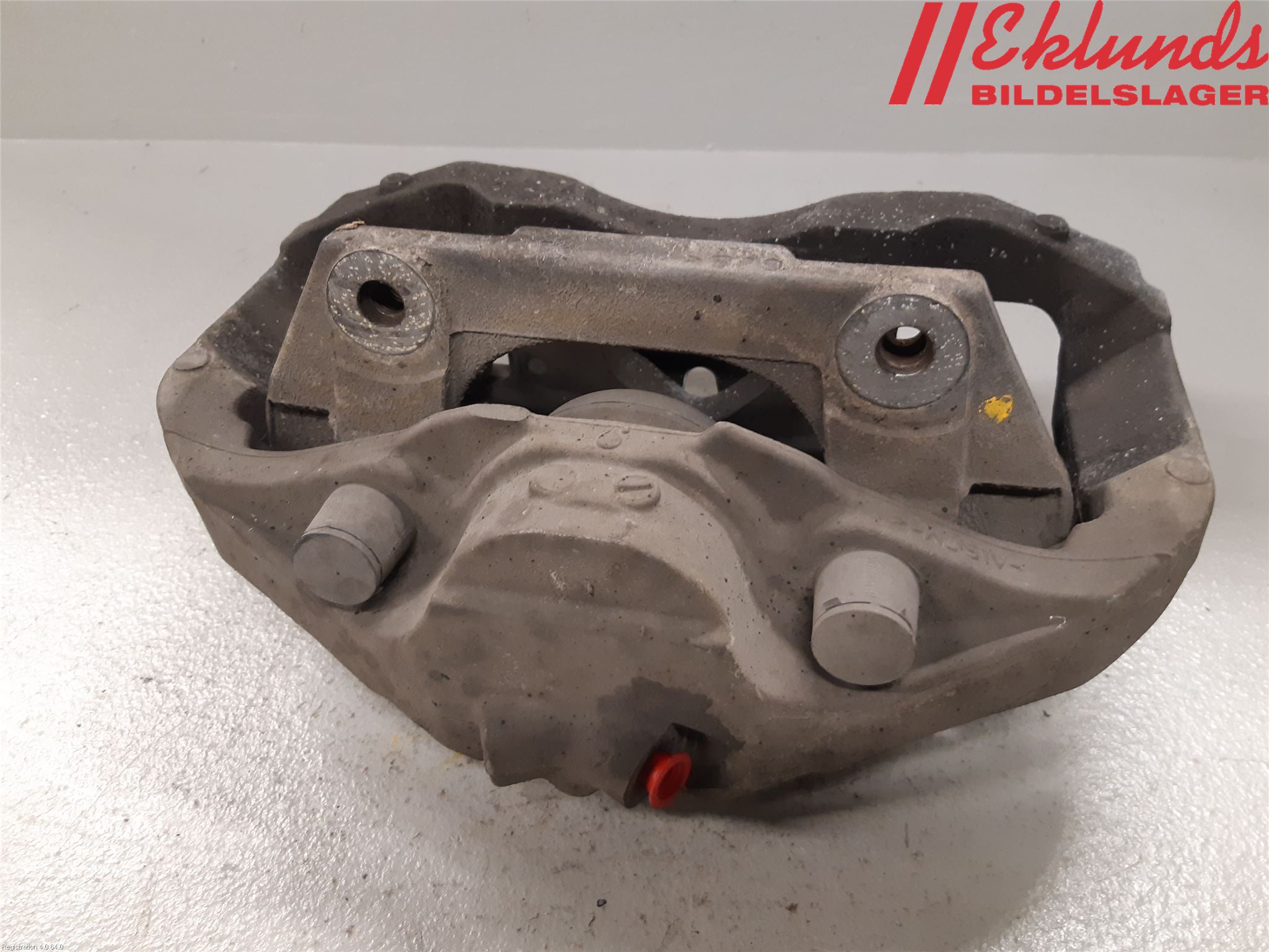 BMW 5 F10/F11/F18 09-17 Bromsok Fram Höger