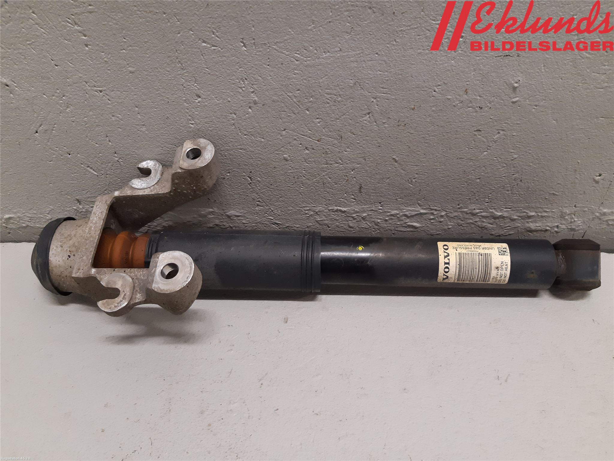 Volvo V90 17->> Stötdämpare Bak