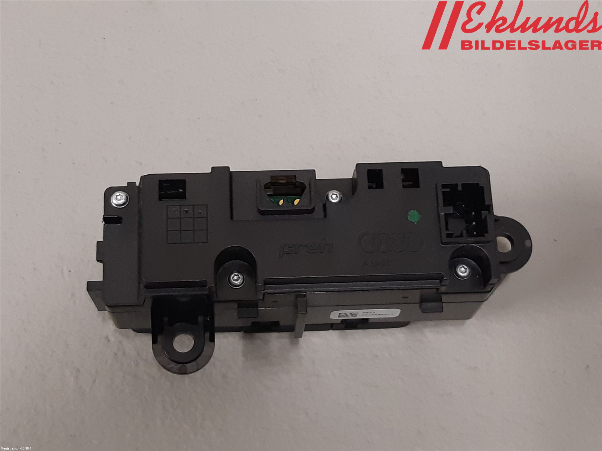 Audi A6 F2/C8 19- Strömställare Ljus