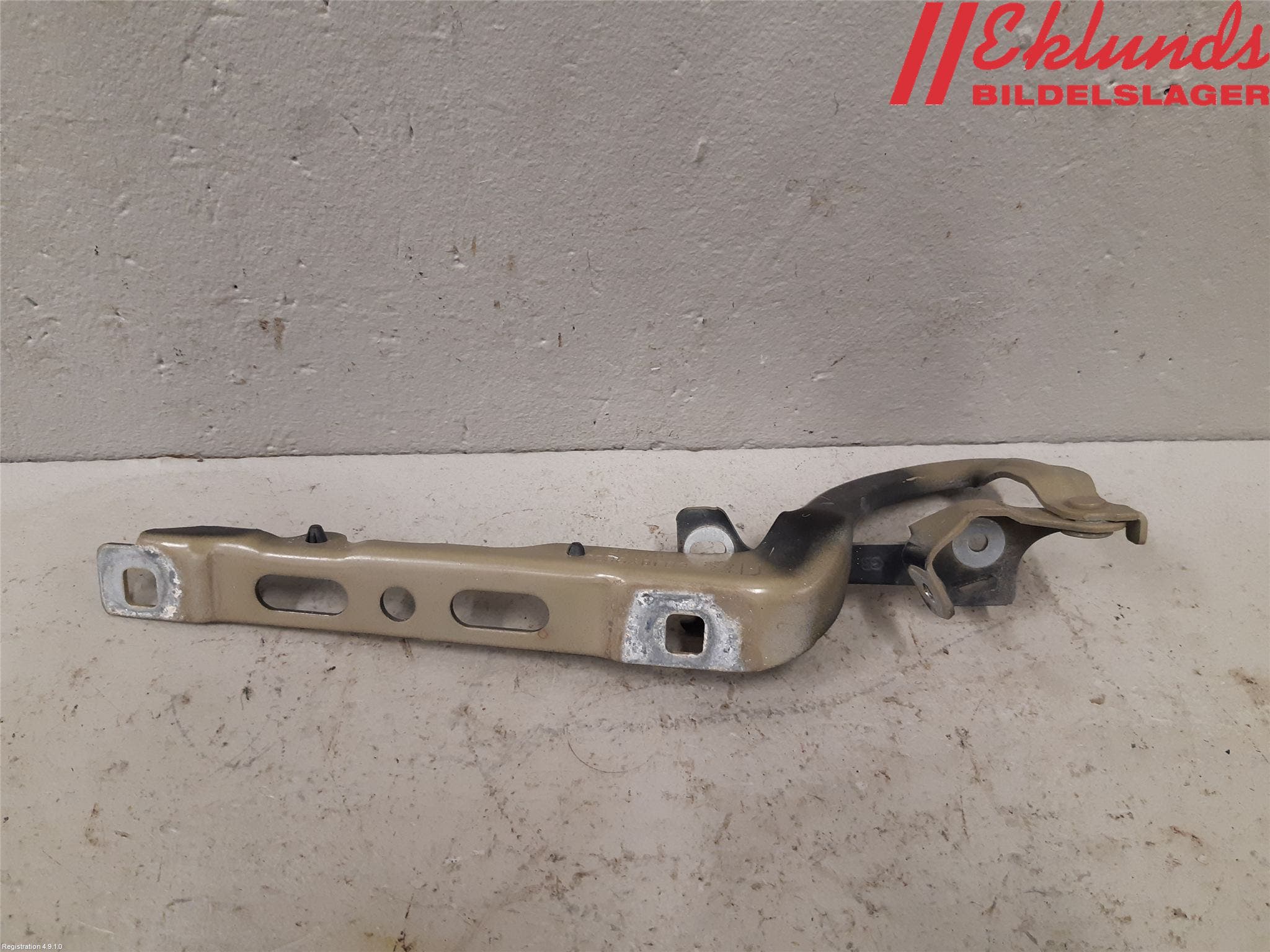 Peugeot PEUGOT 208 16-19 Huvgångjärn