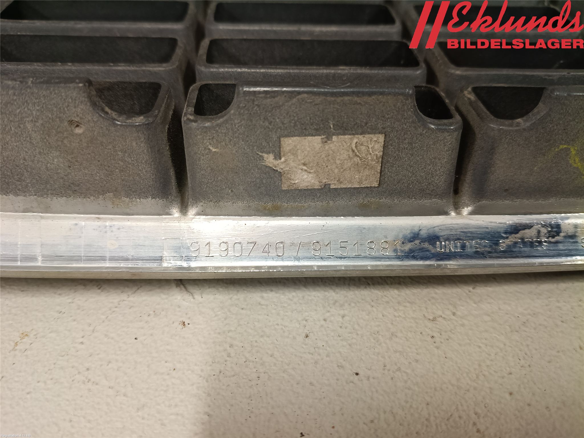 Volvo S60 01-04 Grill Komp