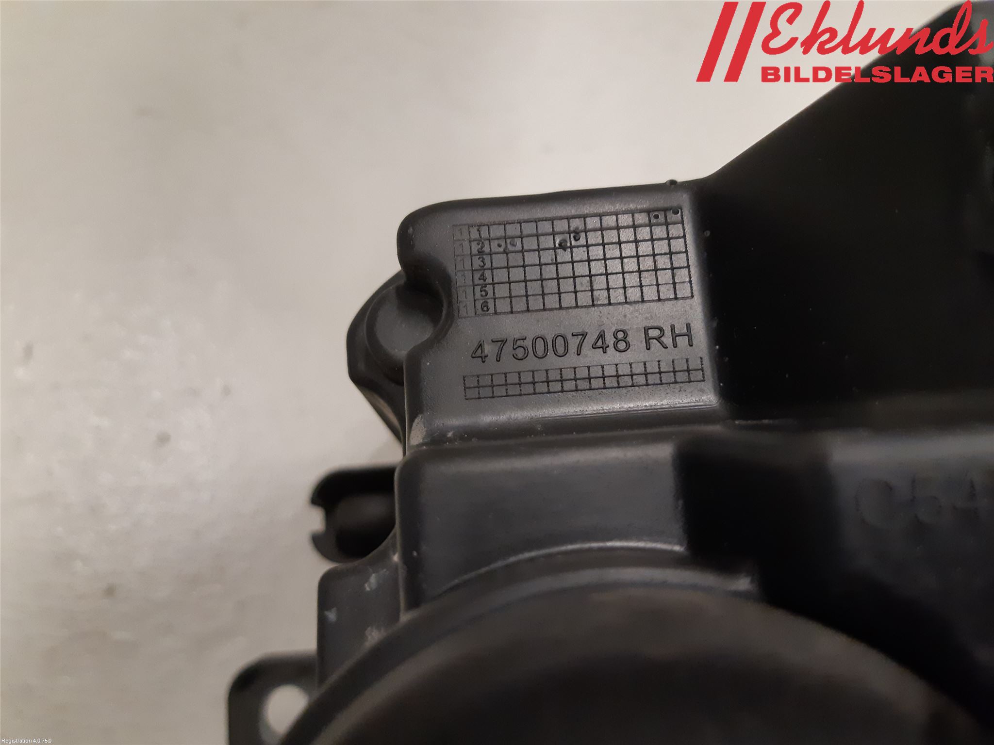 Fiat 500L 13-19 Strålkastare Höger