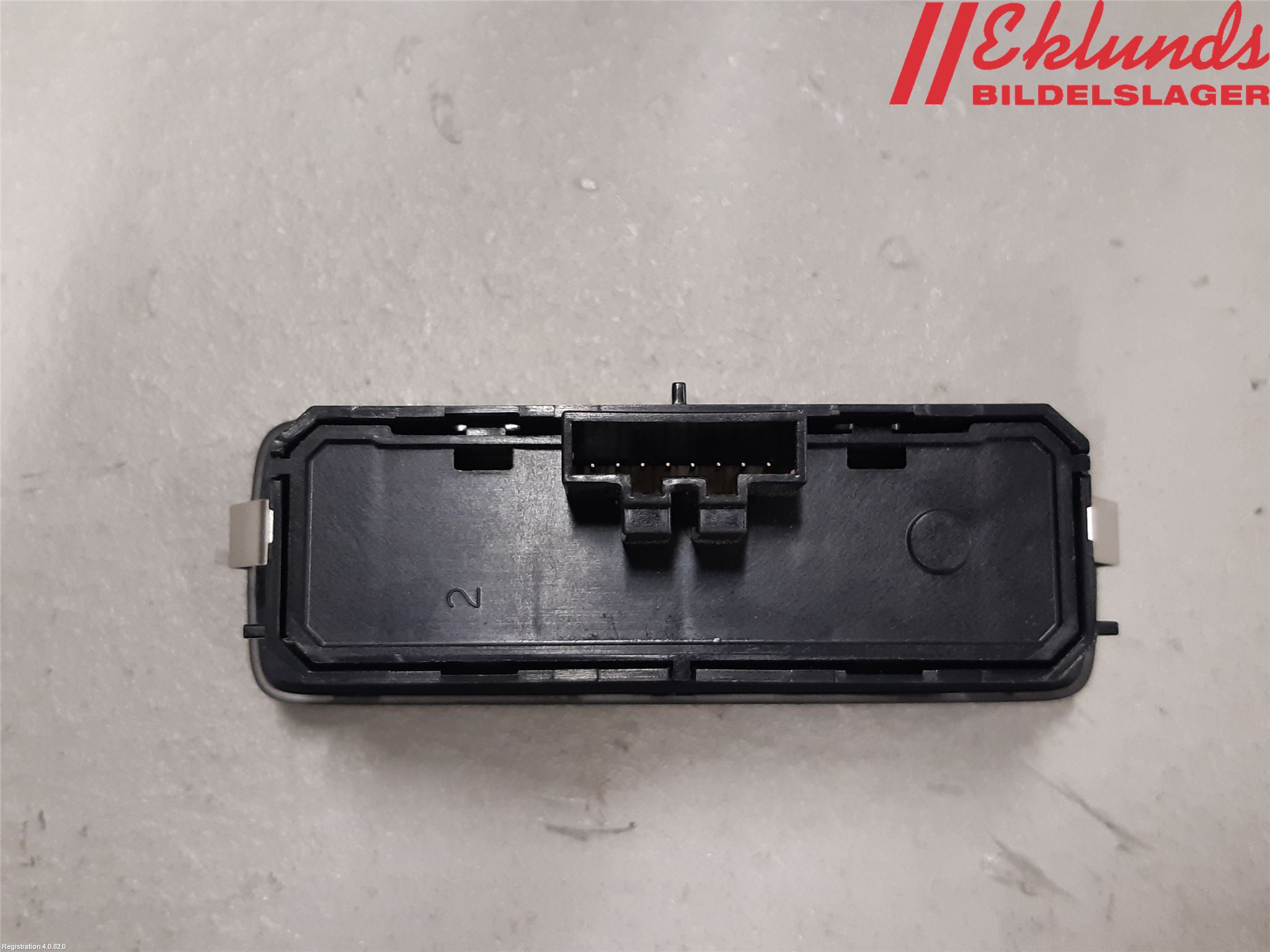 Volvo V90 17->> Strömställare Baklucka