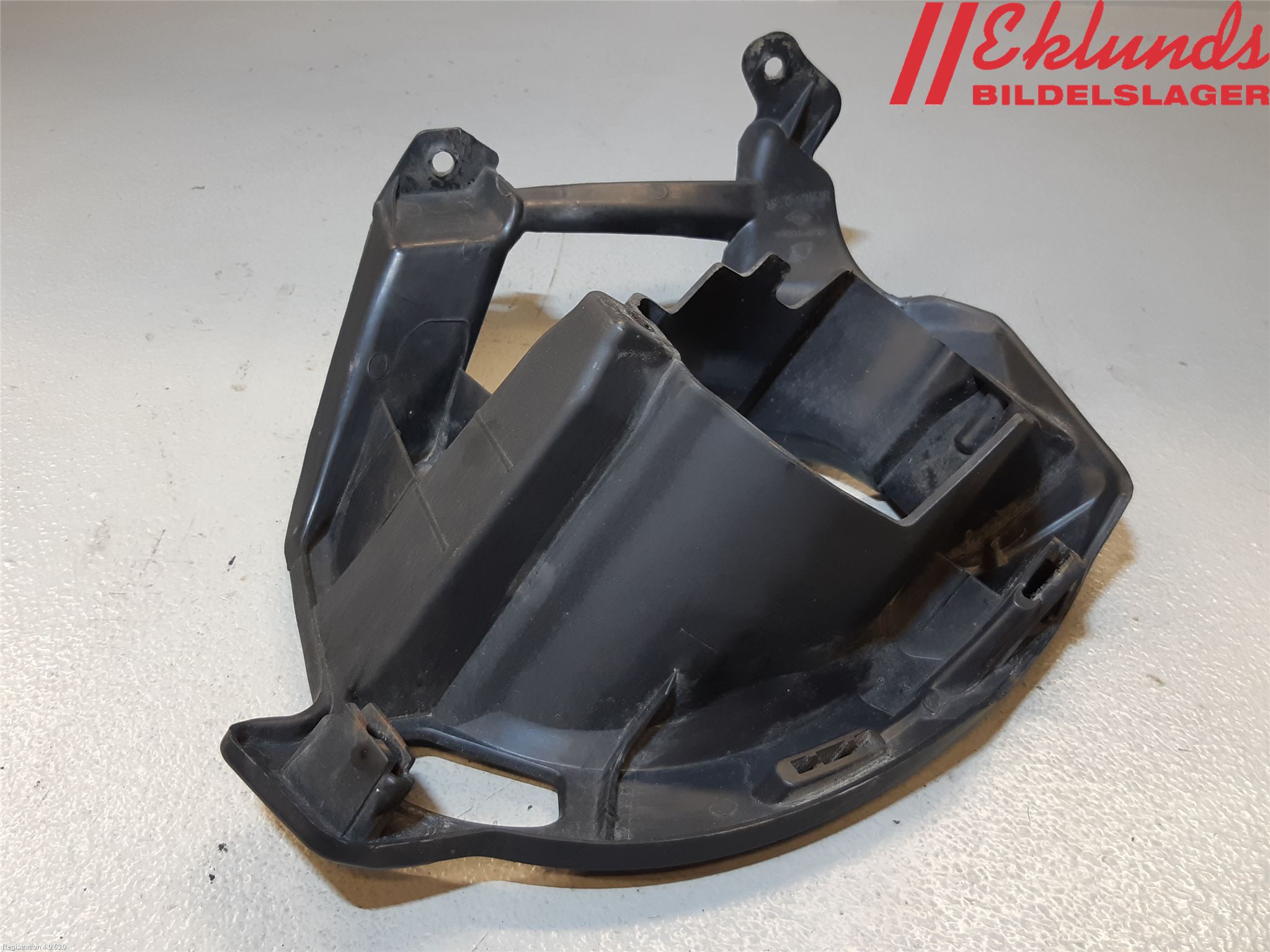 Renault CLIO III  06-09 Dimljussarg Fram