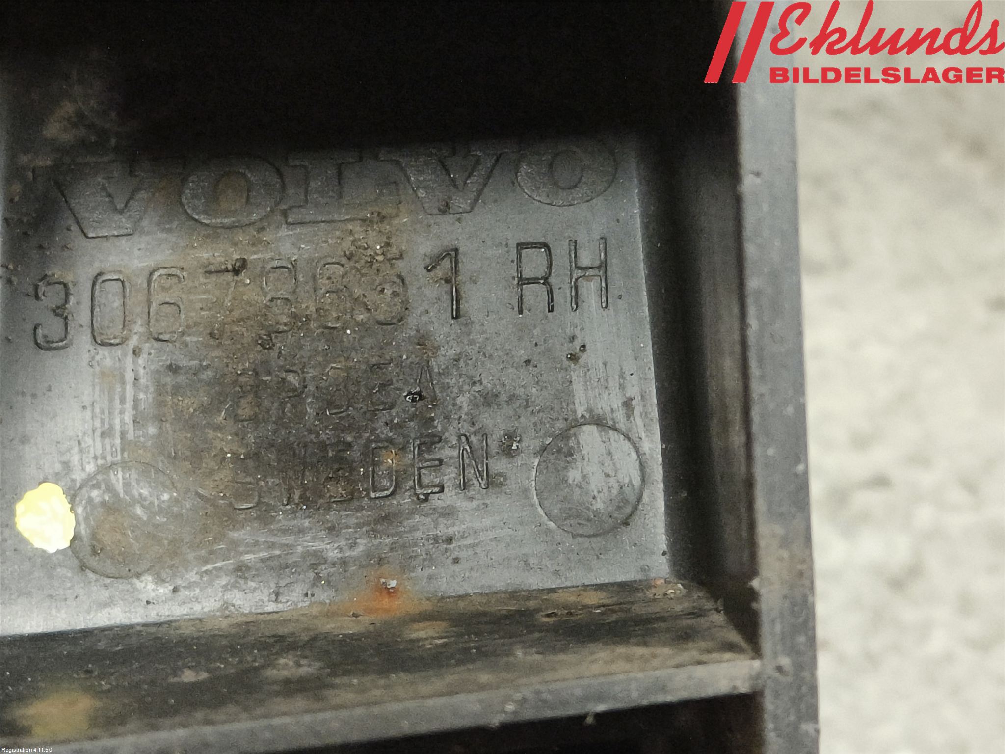 Volvo V70 08-13 Stötfångarfäste Bak Hö