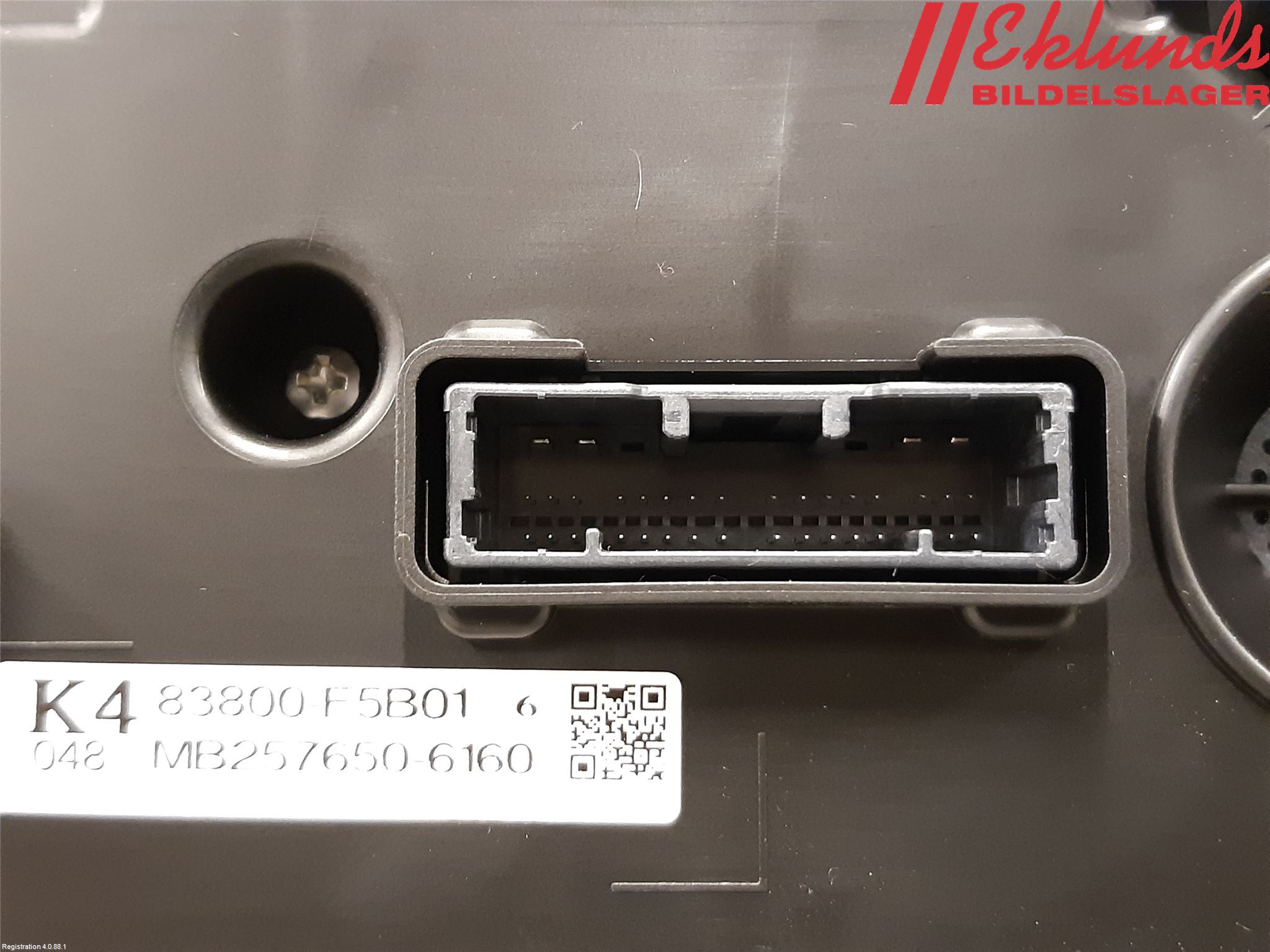 Toyota YARIS CROSS XP21 21- Instrument Komb
