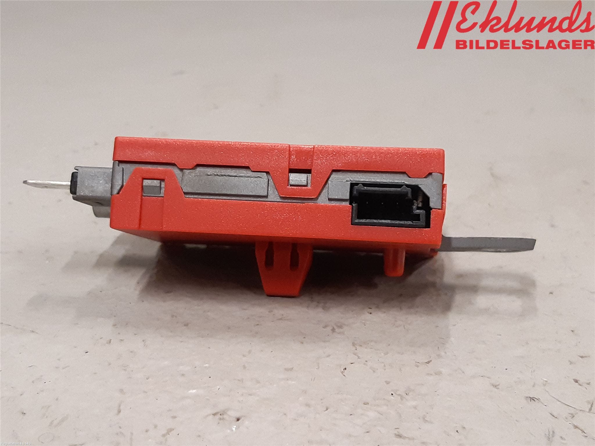 Ford KUGA 13-16 Antennförstärkare