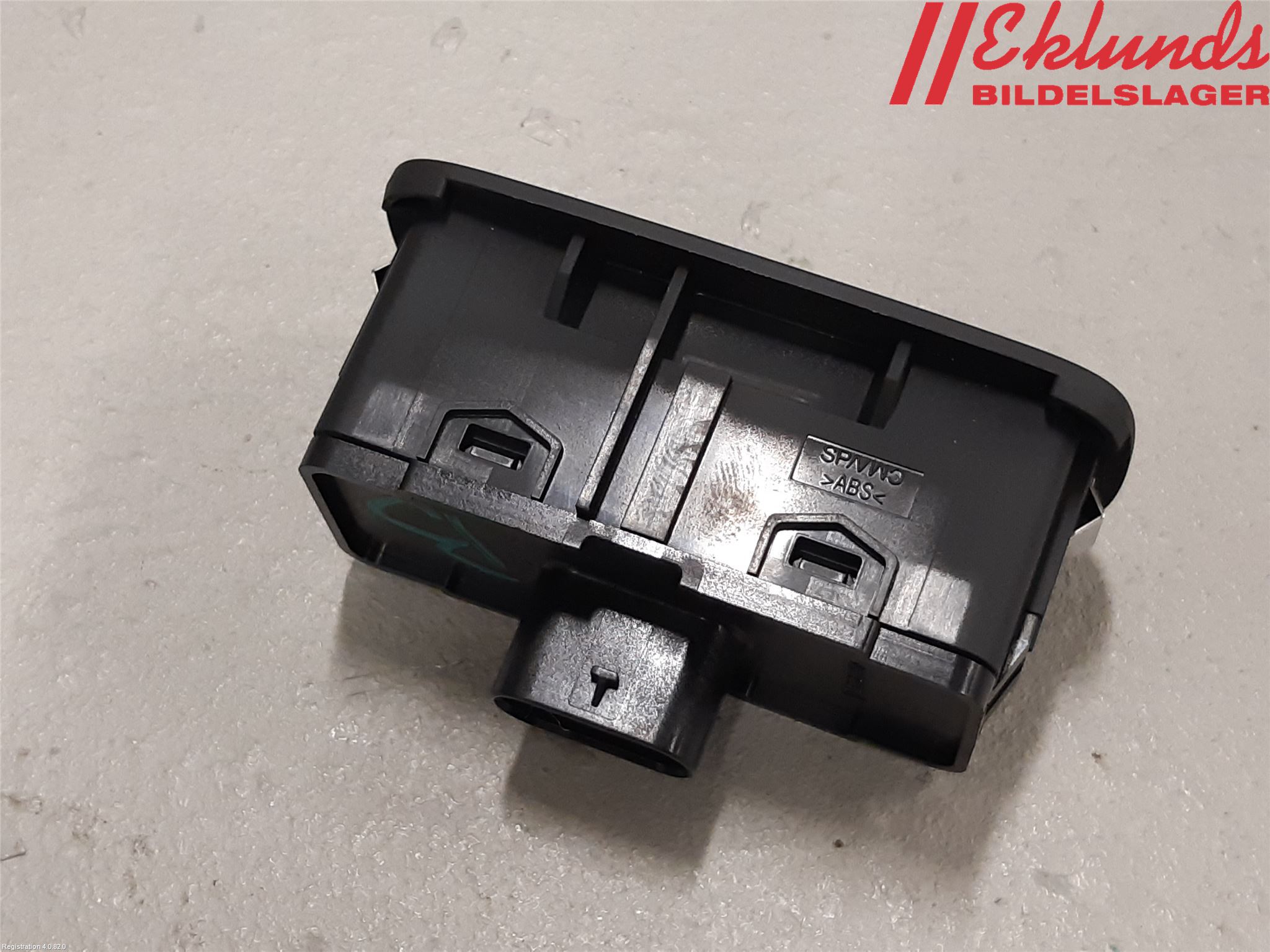 Volvo V90 17->> Strömställare Baklucka