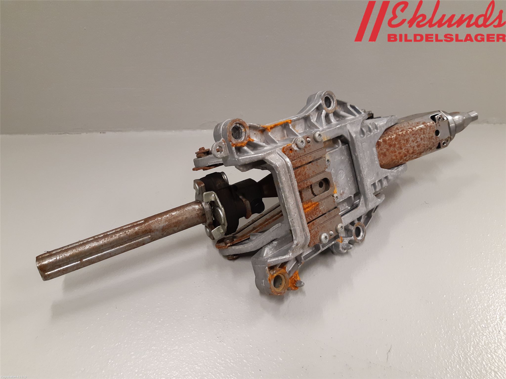 Ford MUSTANG V 05-14 Rattaxelagg Justerbart