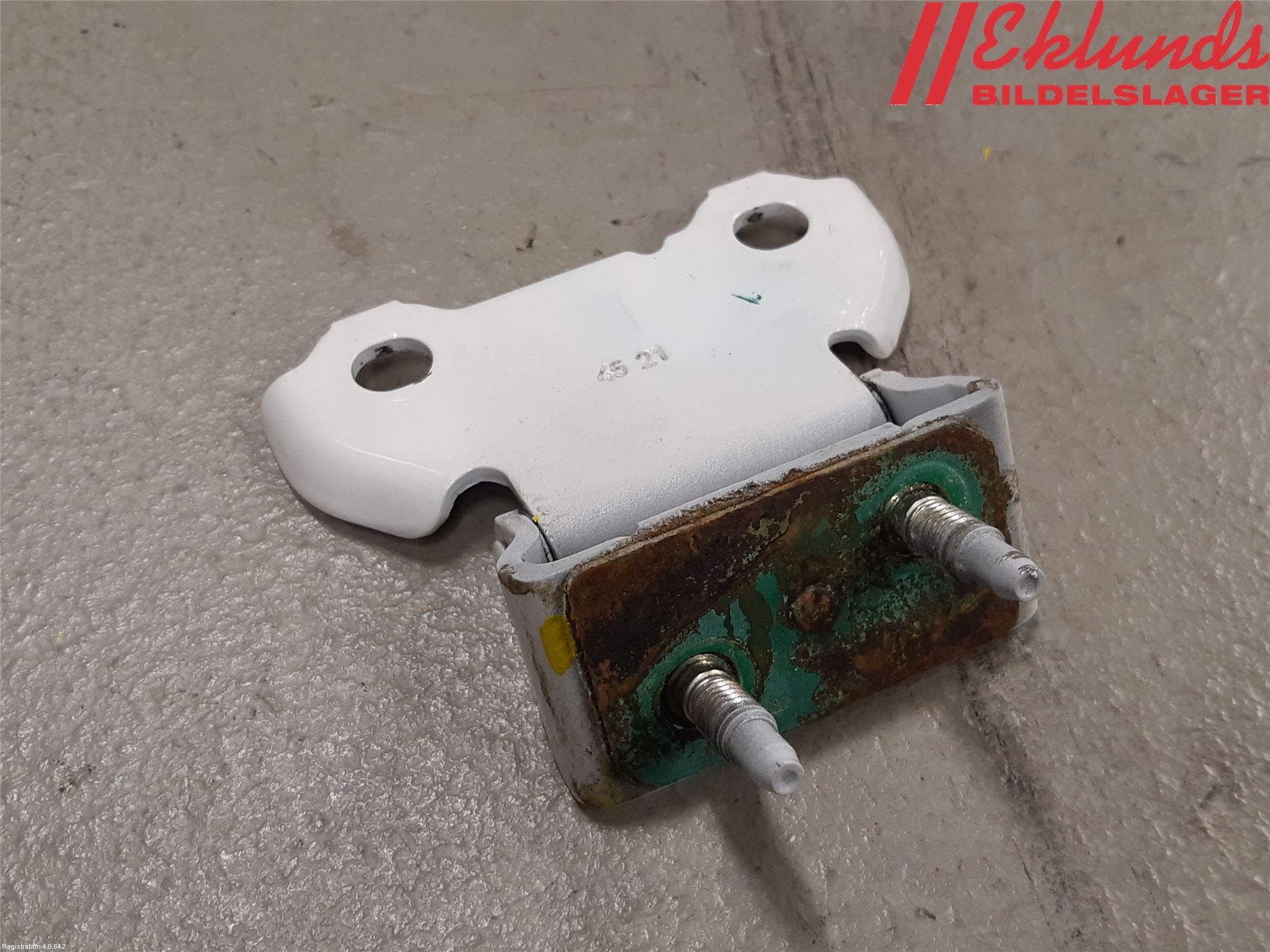 Toyota COROLLA 19- Bakluckegångjärn Vä