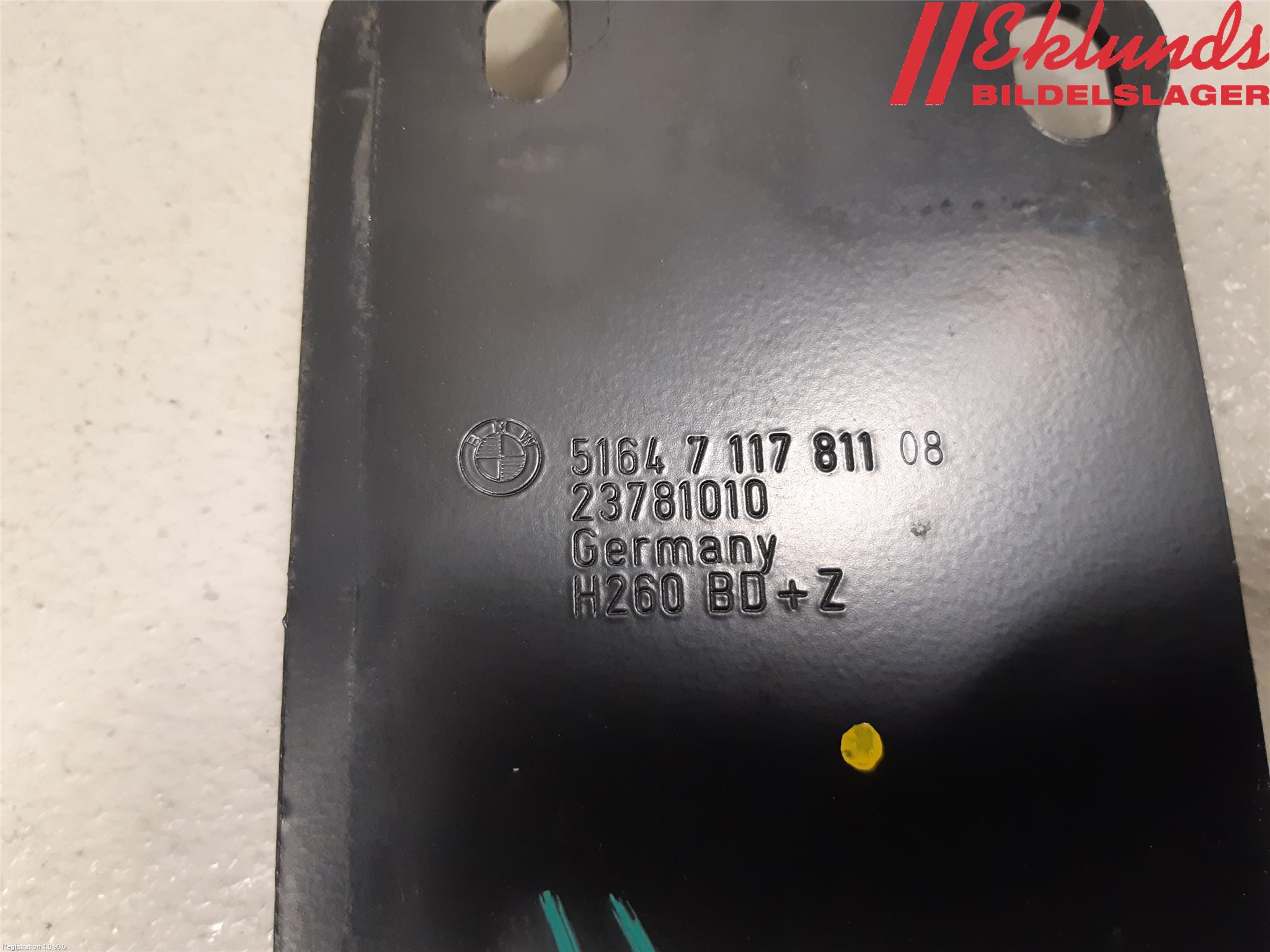 BMW 3 E90/91 SED/TOU 05-12 Kylarfäste-Ram-Balk