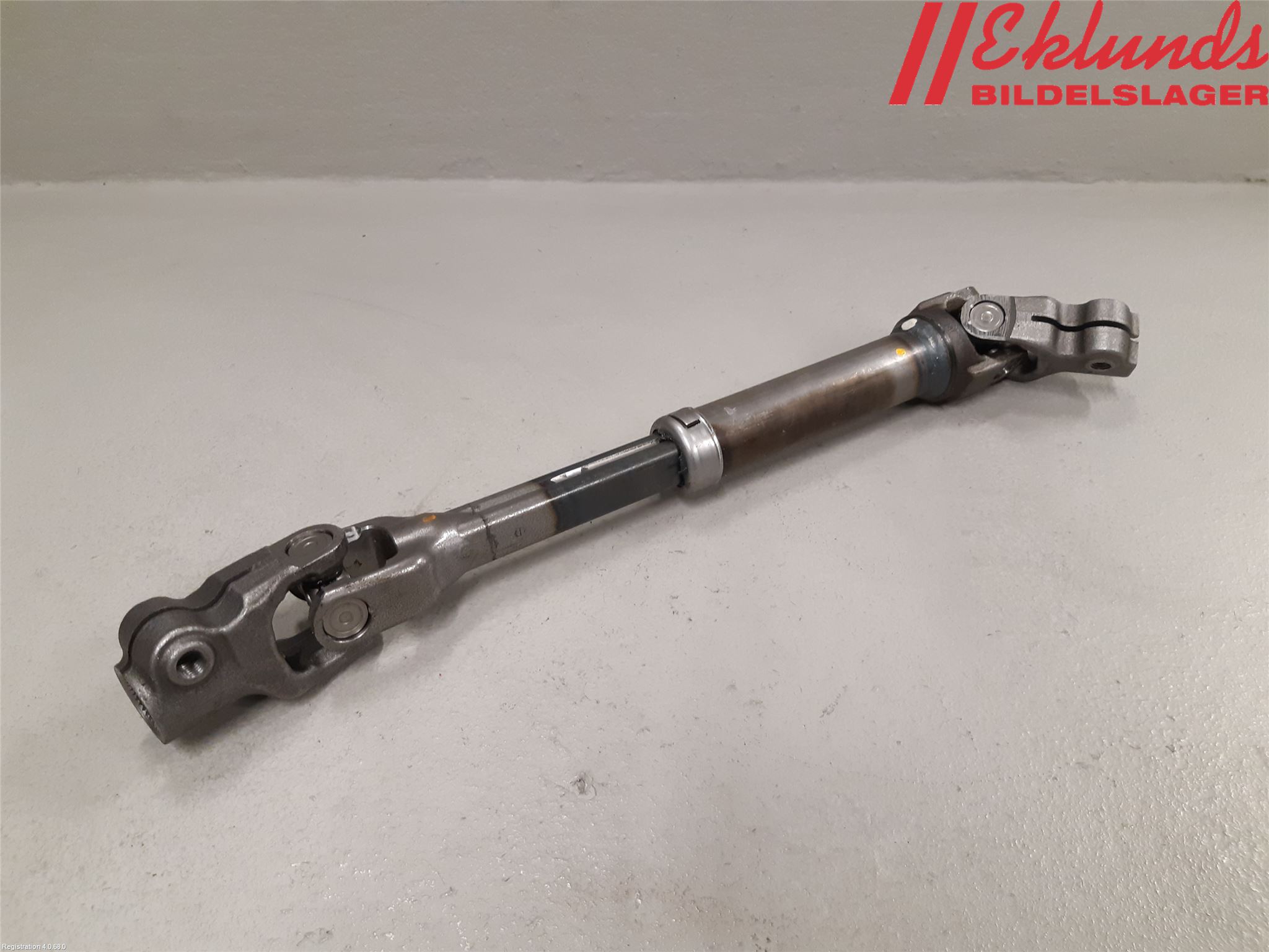 Toyota COROLLA 19- Rattaxelknut