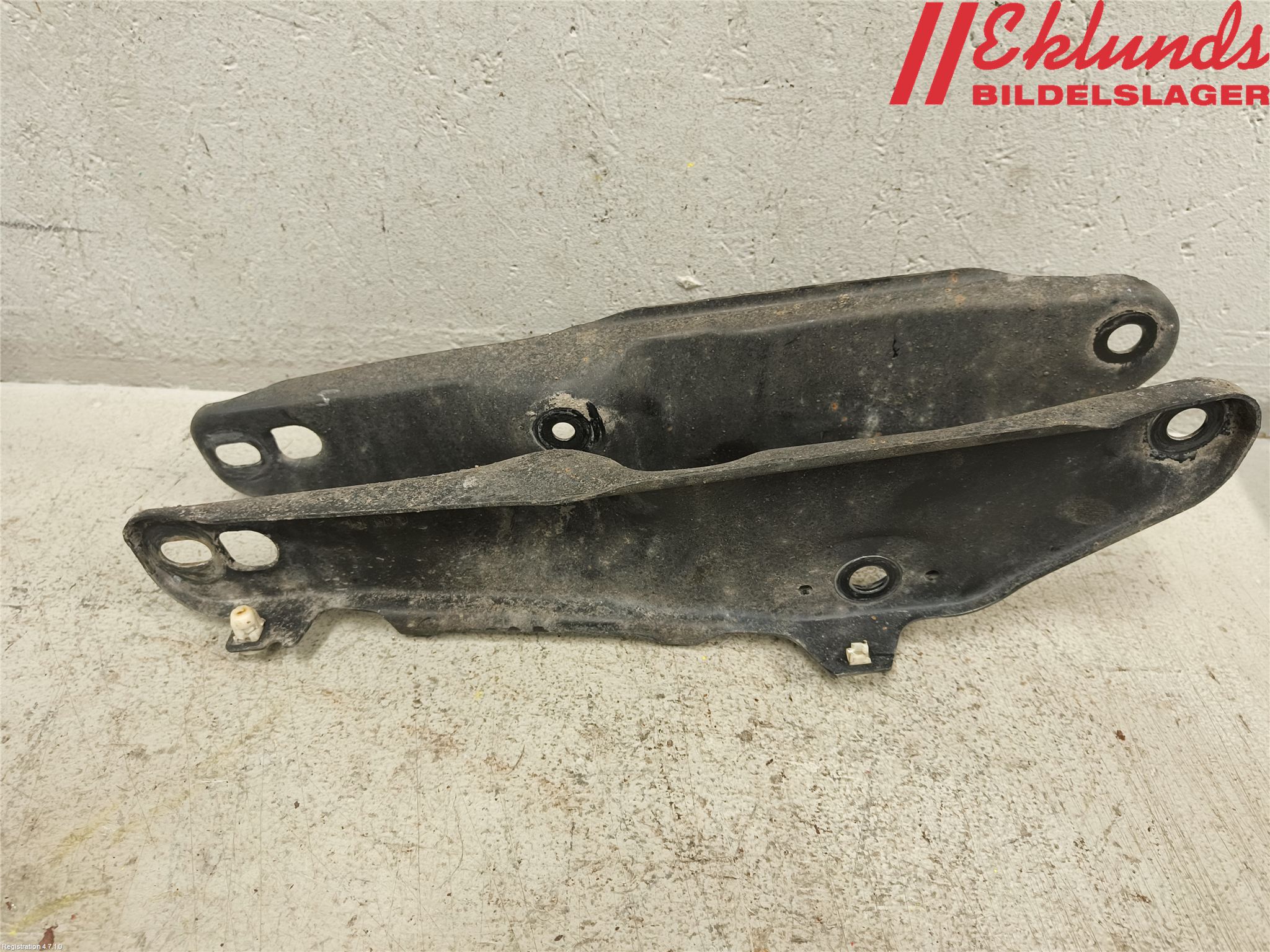 BMW 5 G30/G31/F90 17-23 Bärarm Bak Höger