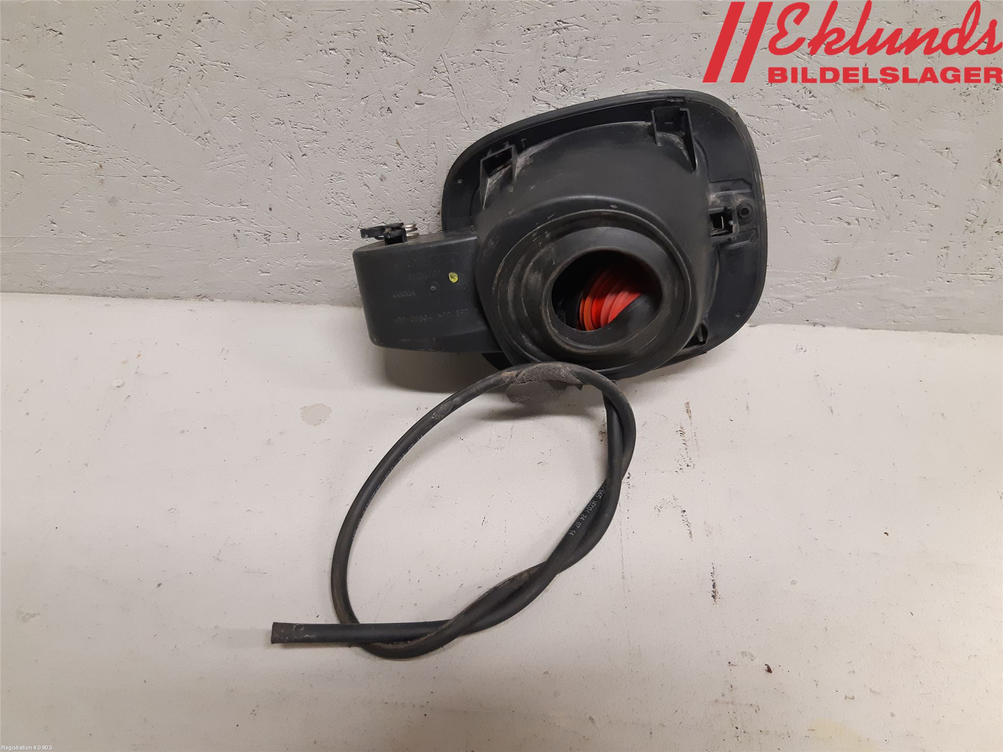 Volvo V60 14-18 Tanklucka