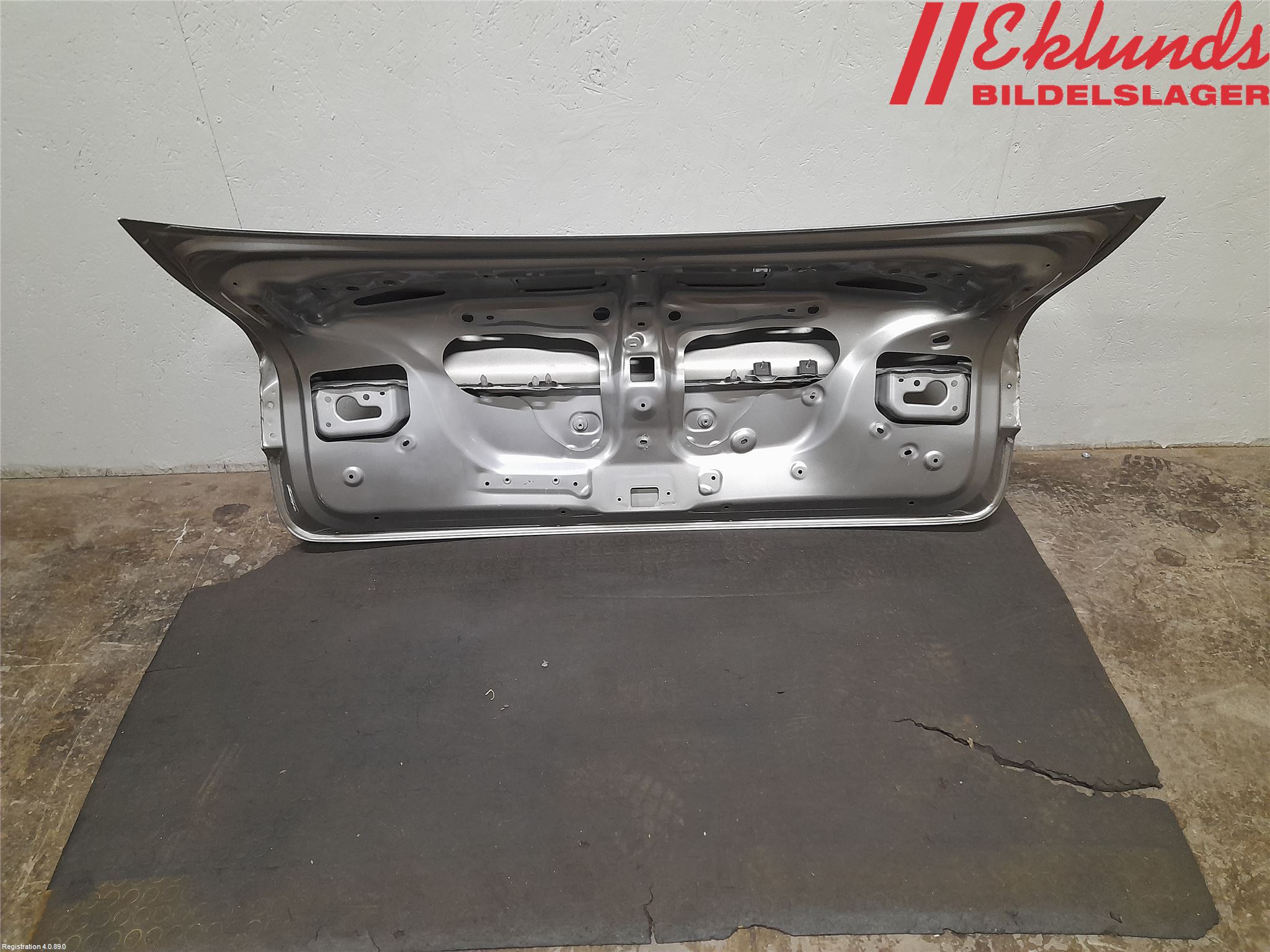 Lexus IS 250/350 14-20 Baklucka (Ej Med Ruta)