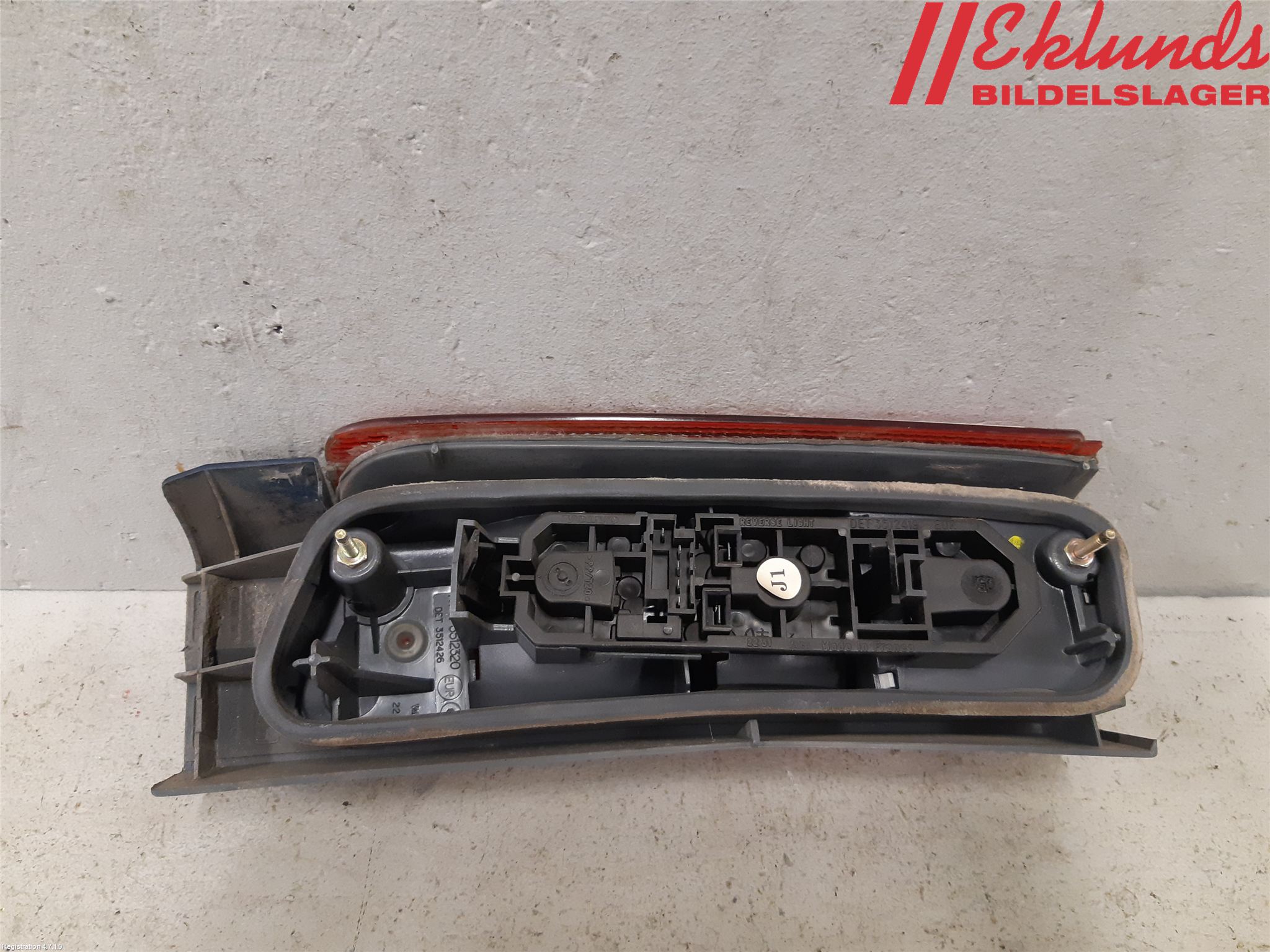 Volvo S70/V70/XC  97-00 Bakljus Höger