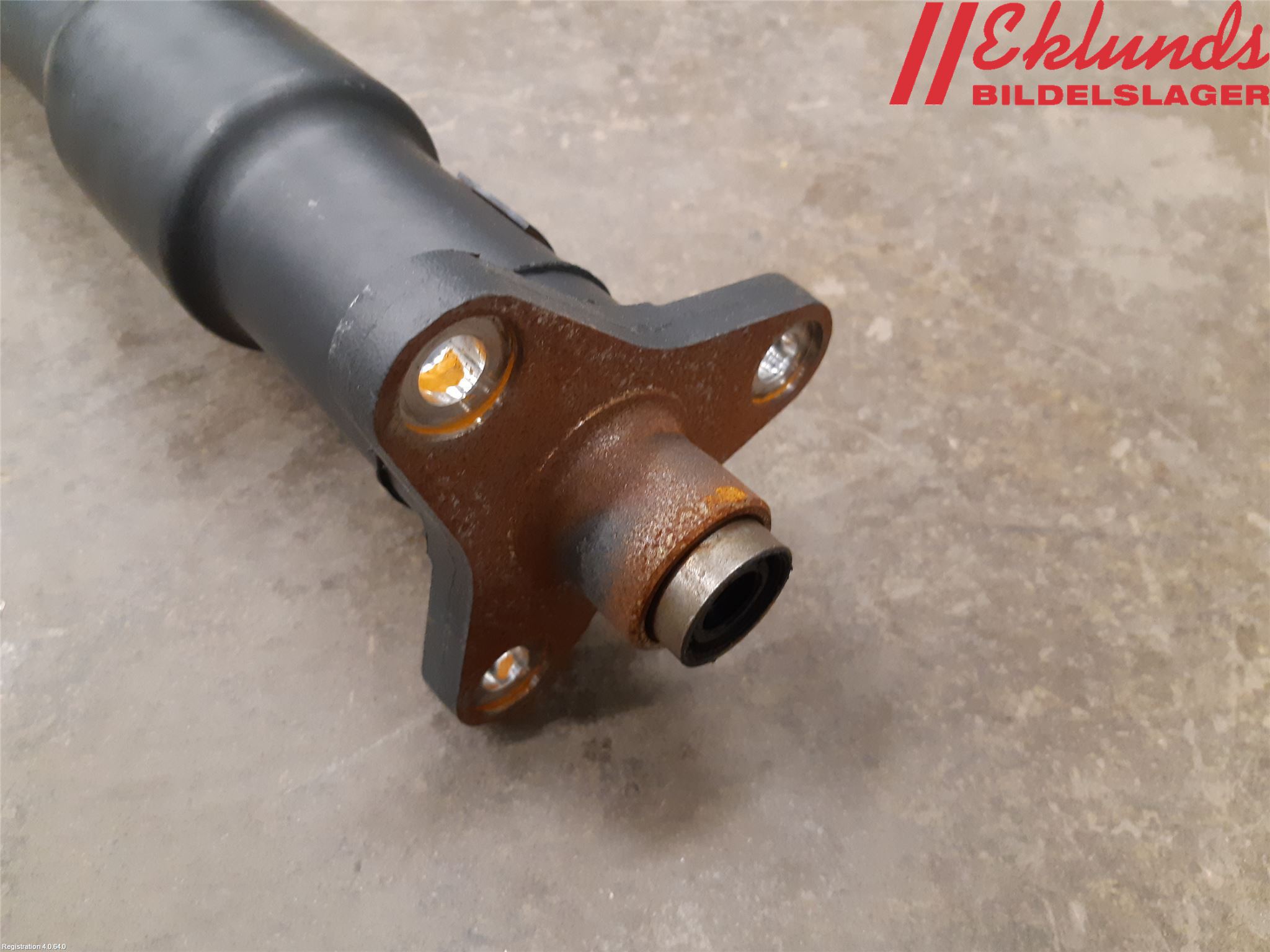 BMW 4 F32/F33/F82/F83 13-20 Mellanaxel Komp