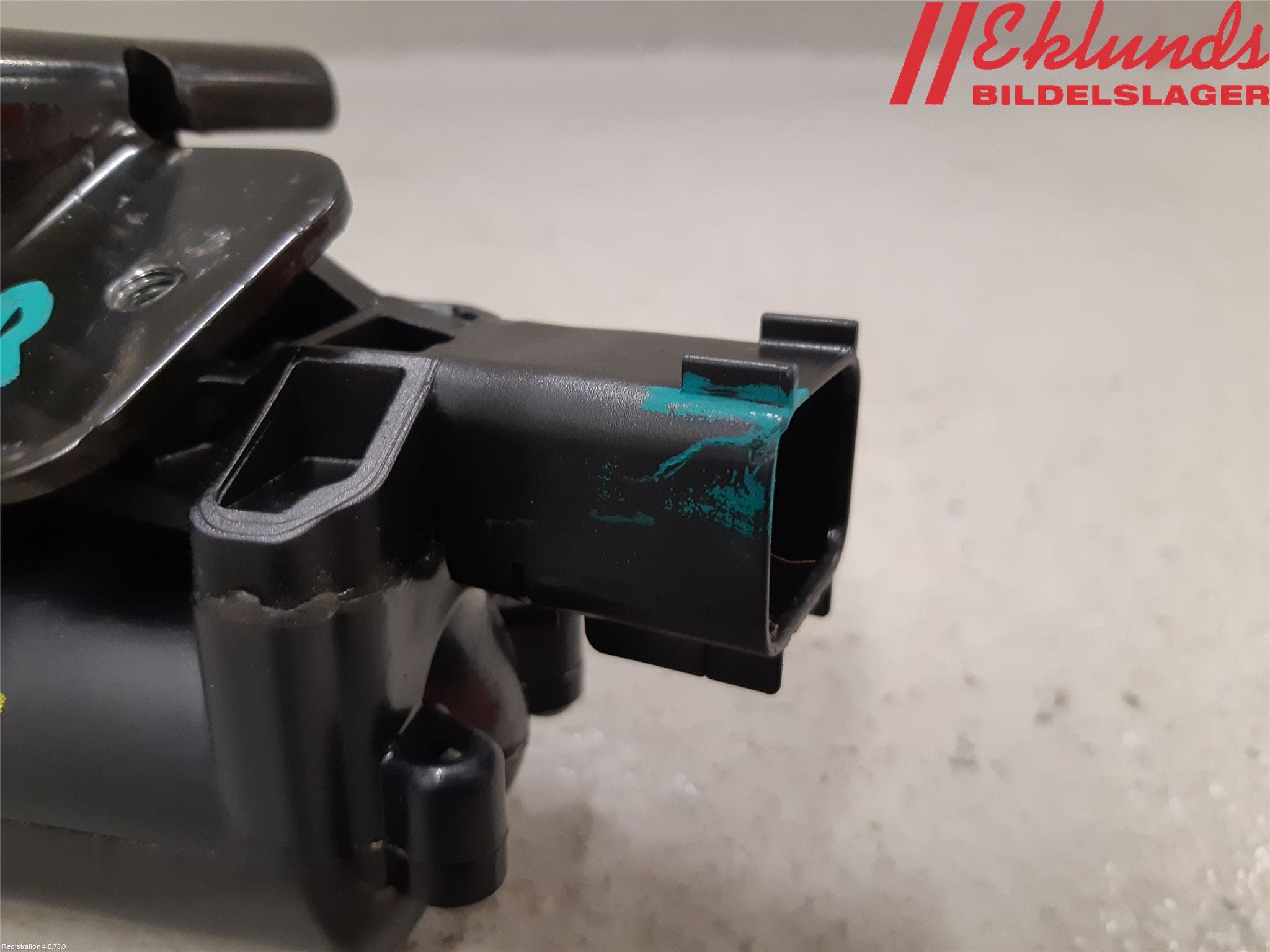 Opel INSIGNIA 09-16 Låskista Baklucka