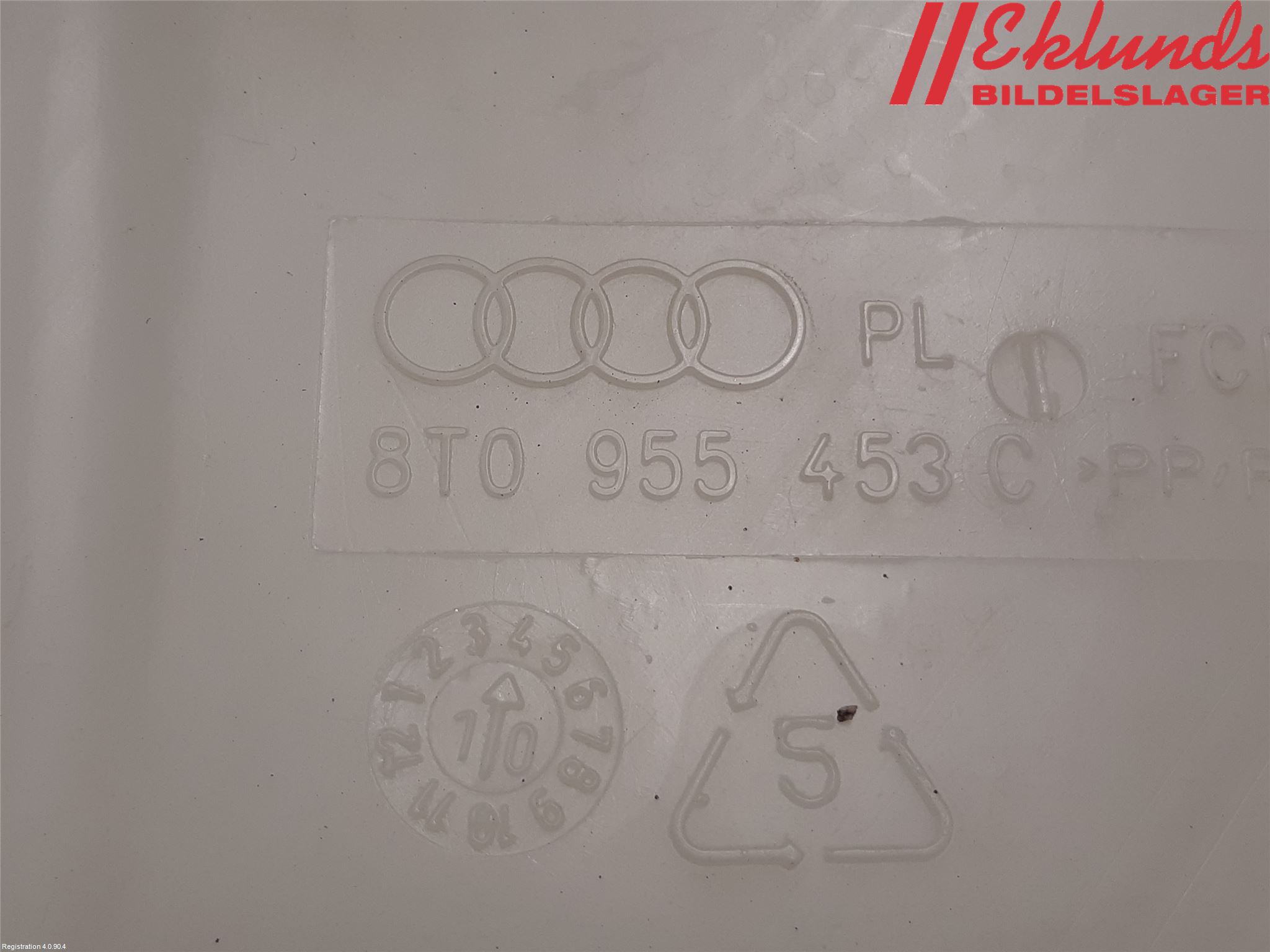 Audi A4/S4 08-11 Spolartank Vindruta-Strål