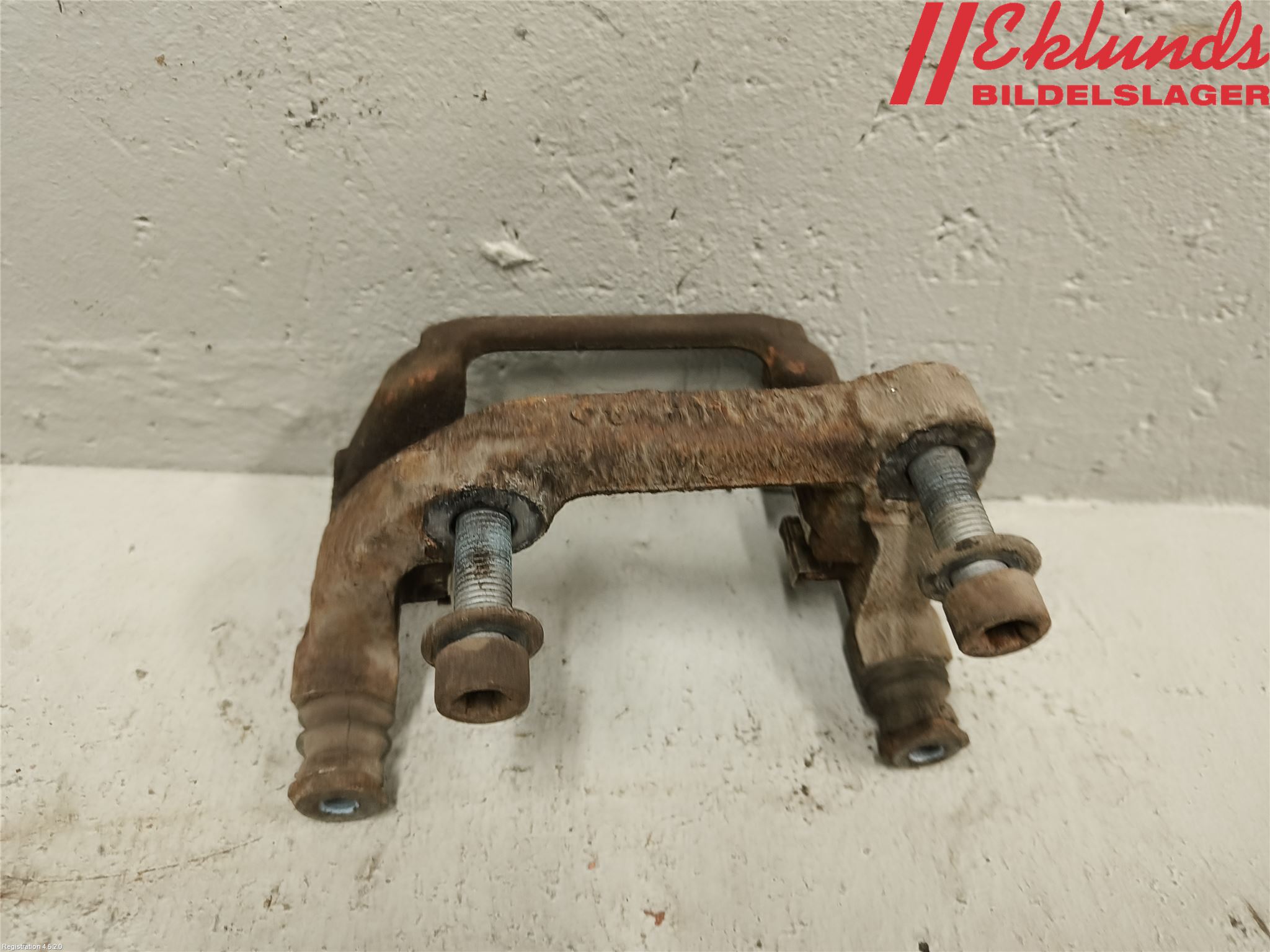 Peugeot 3008 17-24 Bromsokshållare