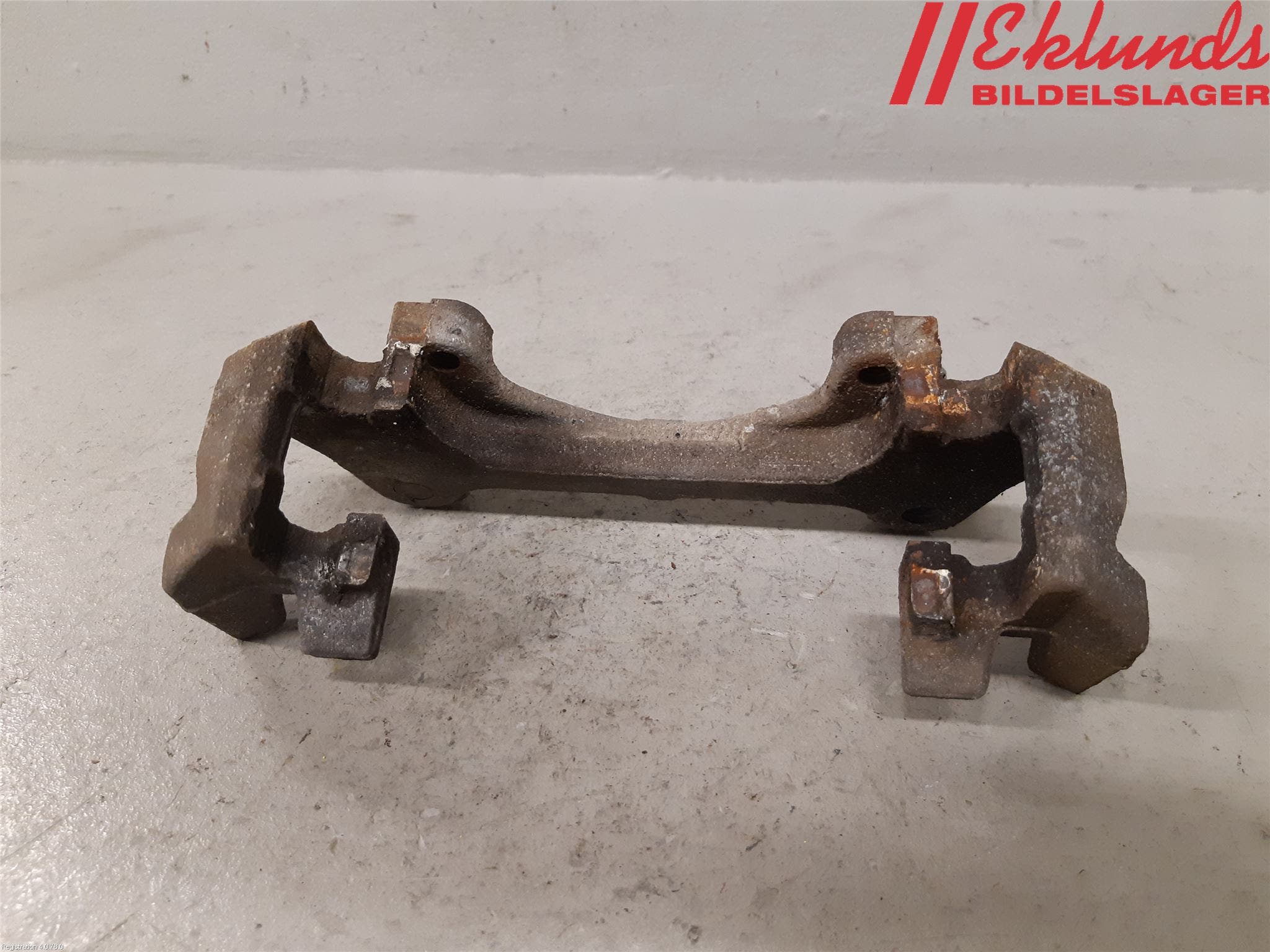 Toyota YARIS XP21 20- Bromsokshållare