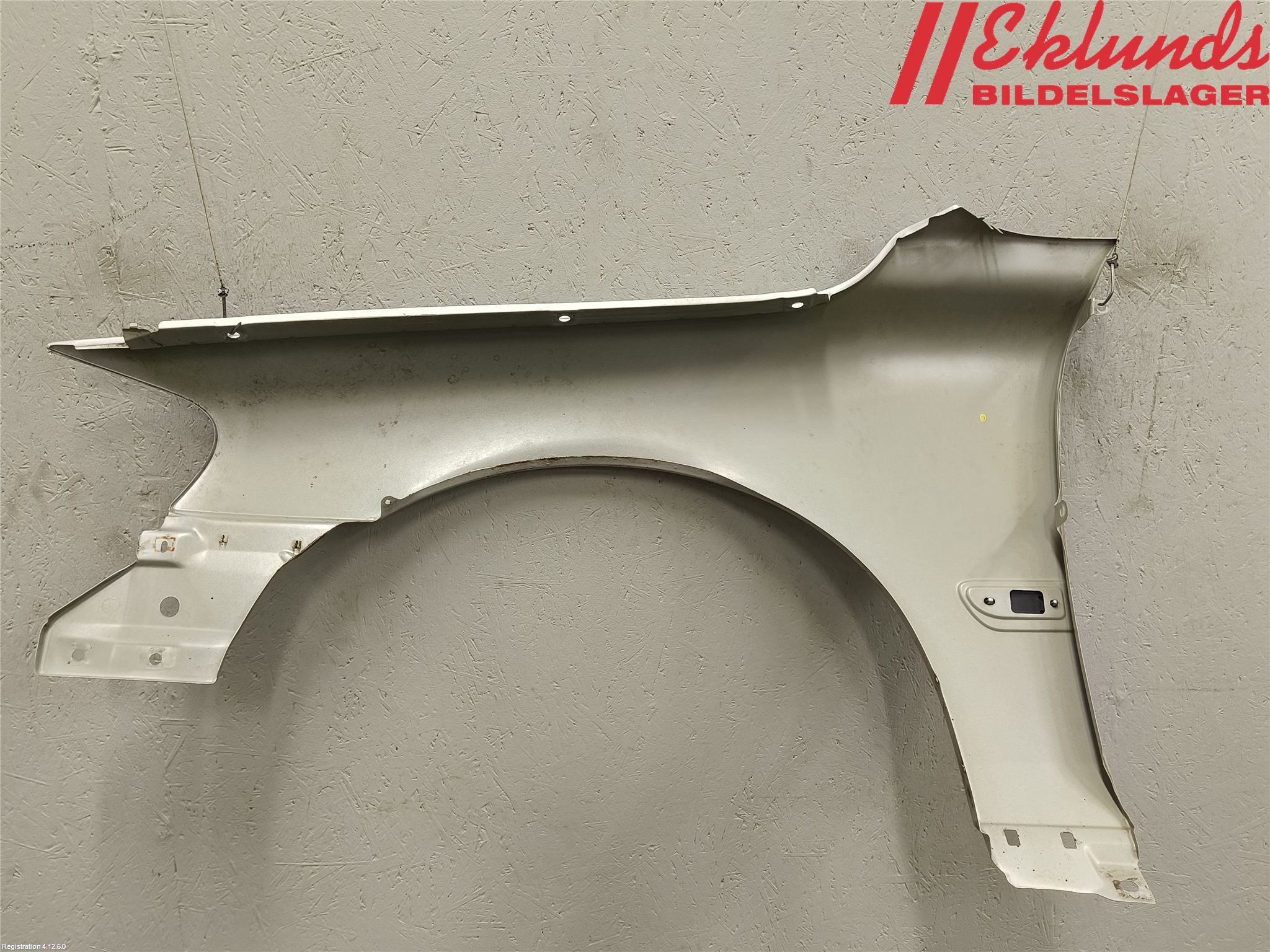 Volvo S60 05-10 Skärm Fram Höger