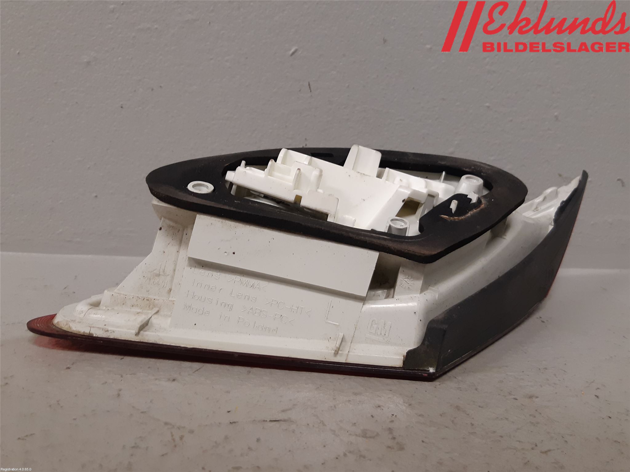 Opel ASTRA J 10-15 Bakljus Lucka Vä