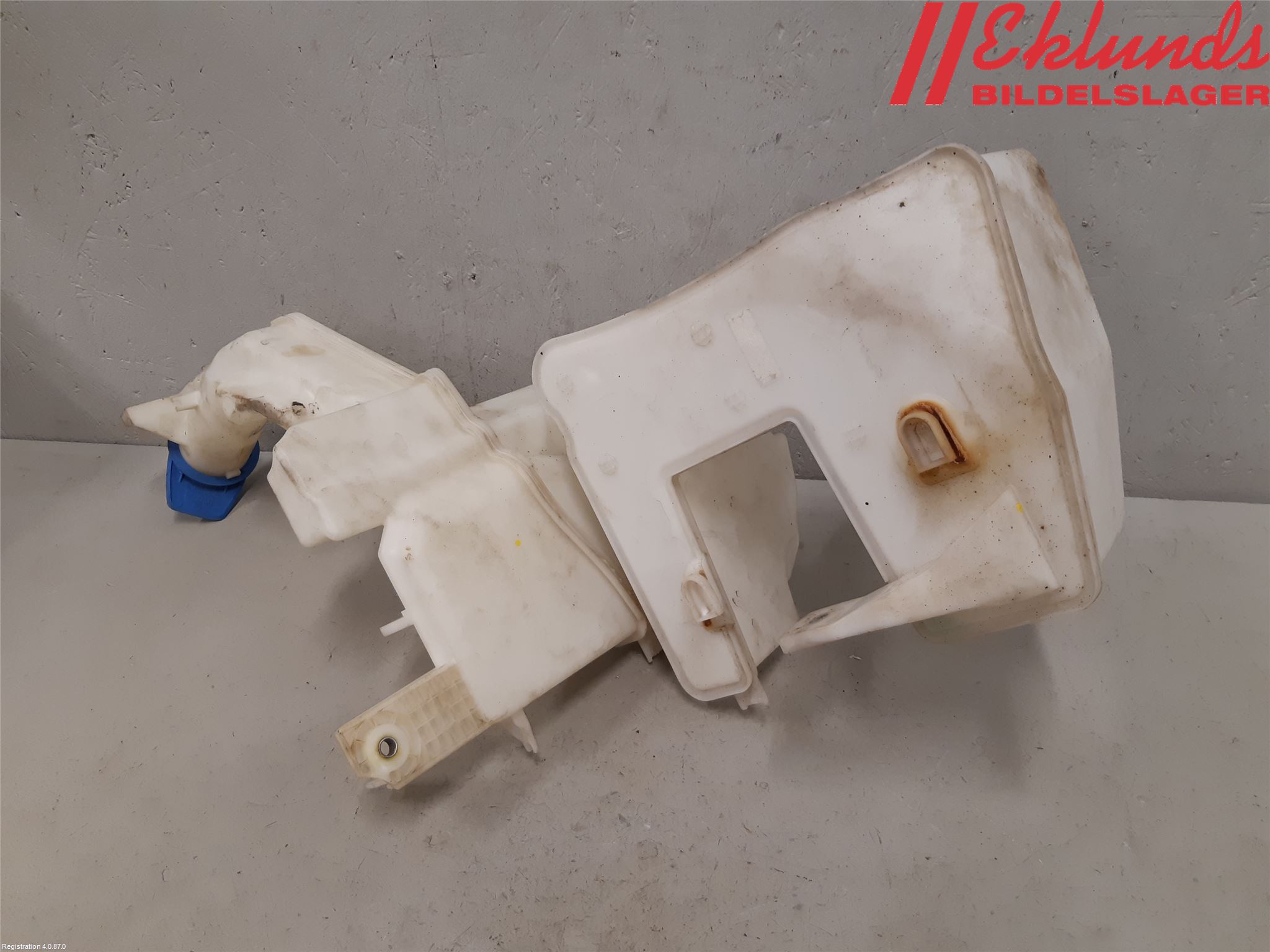 Volkswagen VW PASSAT 11-14 Spolartank Vindruta-Strål