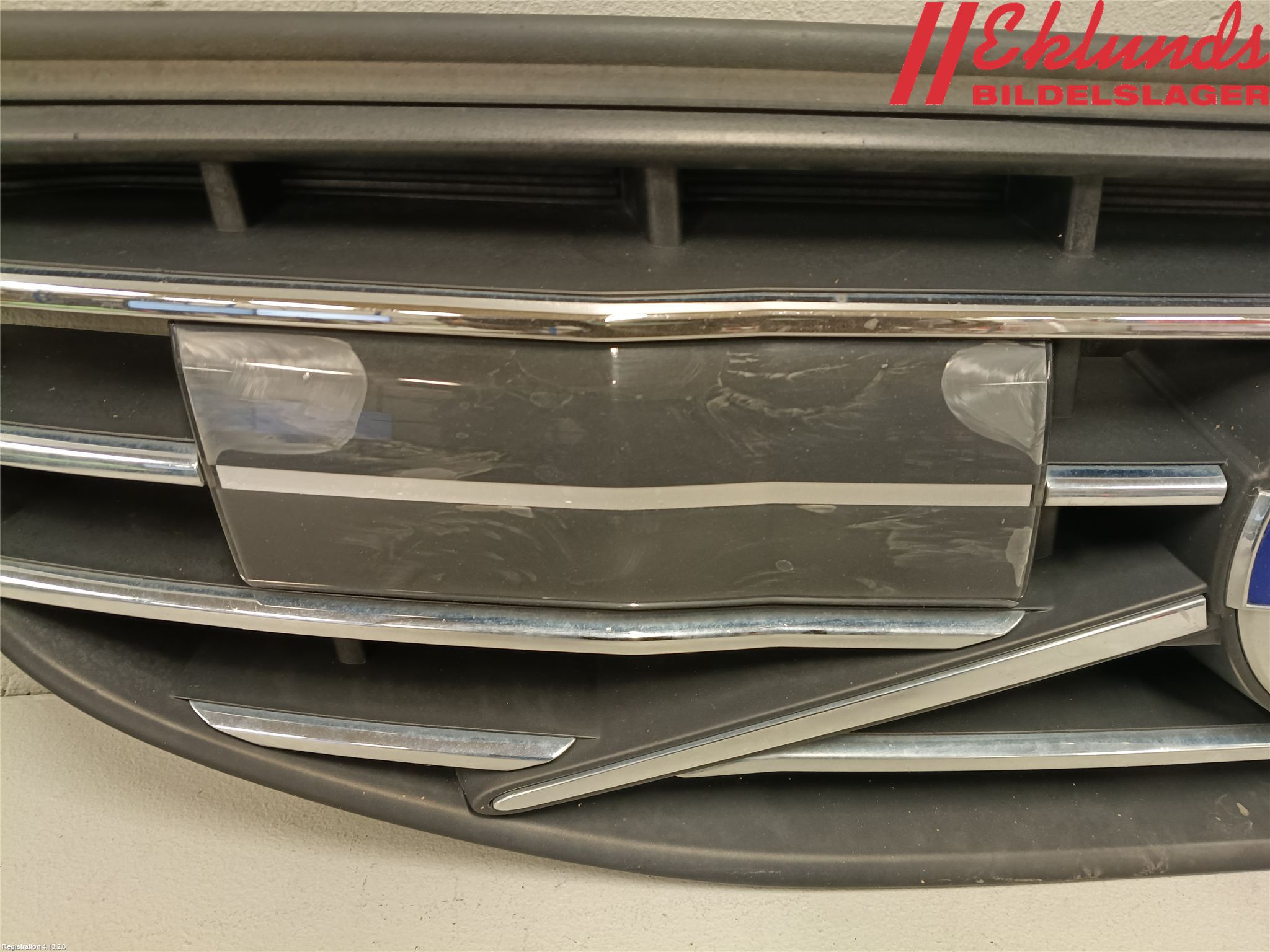 Volvo XC60 14-17 Grill Komp