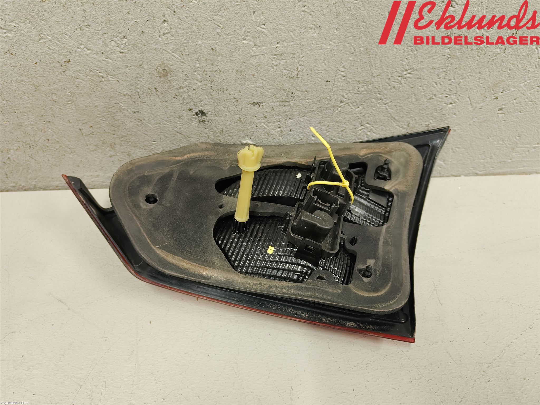 Ford GRAND C-MAX  11-14 Bakljus Lucka Vä