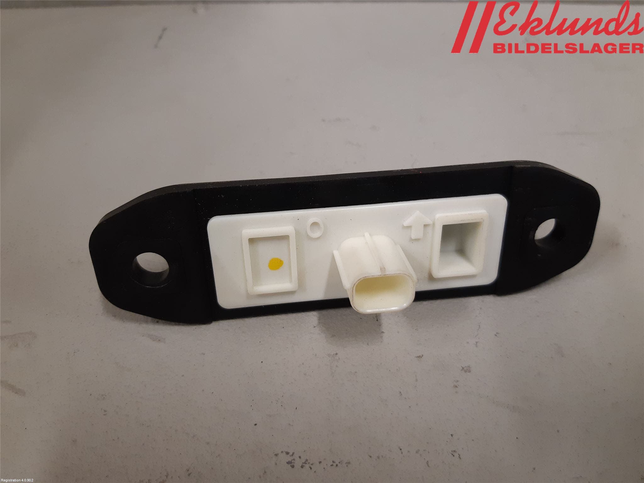 Toyota COROLLA 19- Bakluckehandtag