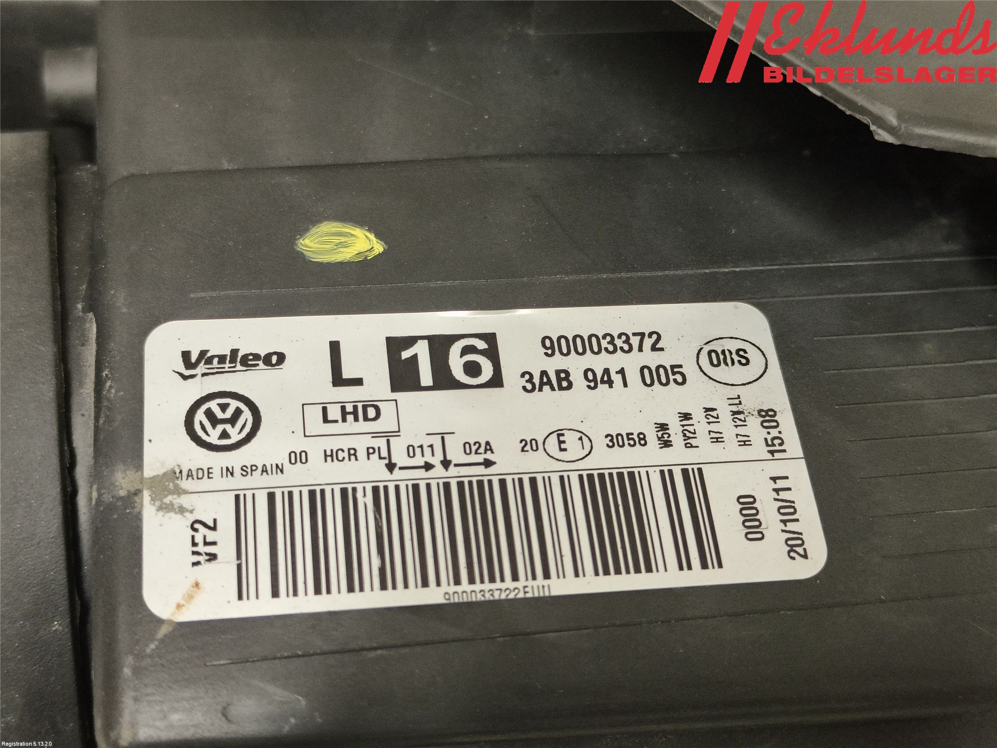 Volkswagen VW PASSAT 11-14 Strålkastare Vänster