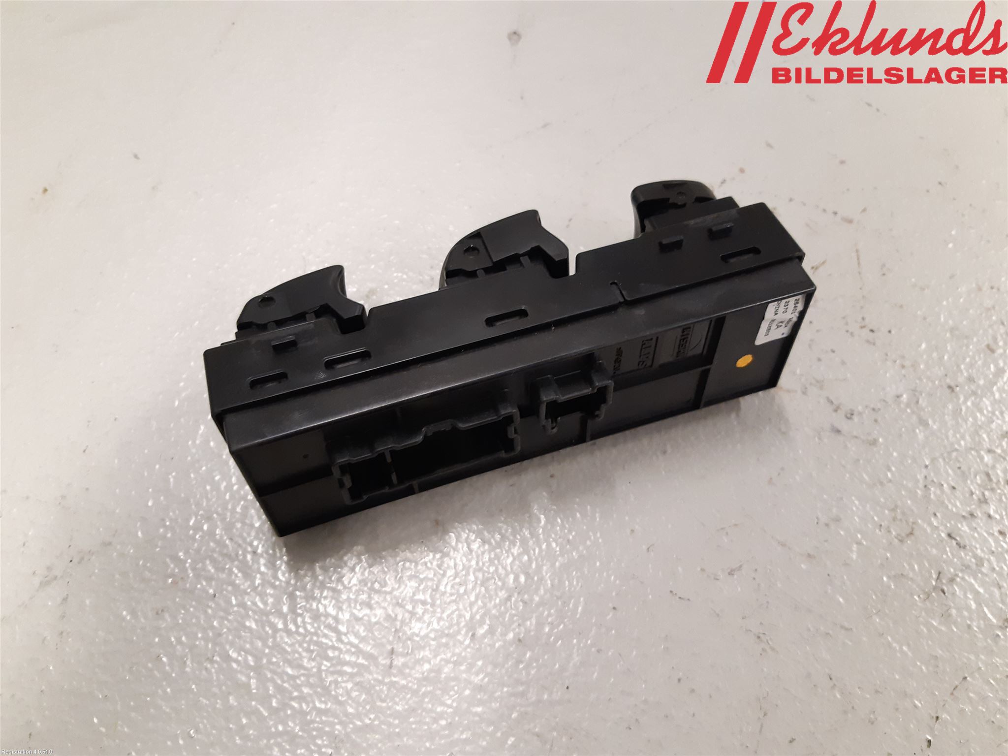 Nissan JUKE 10-14 Strömställare Elhiss