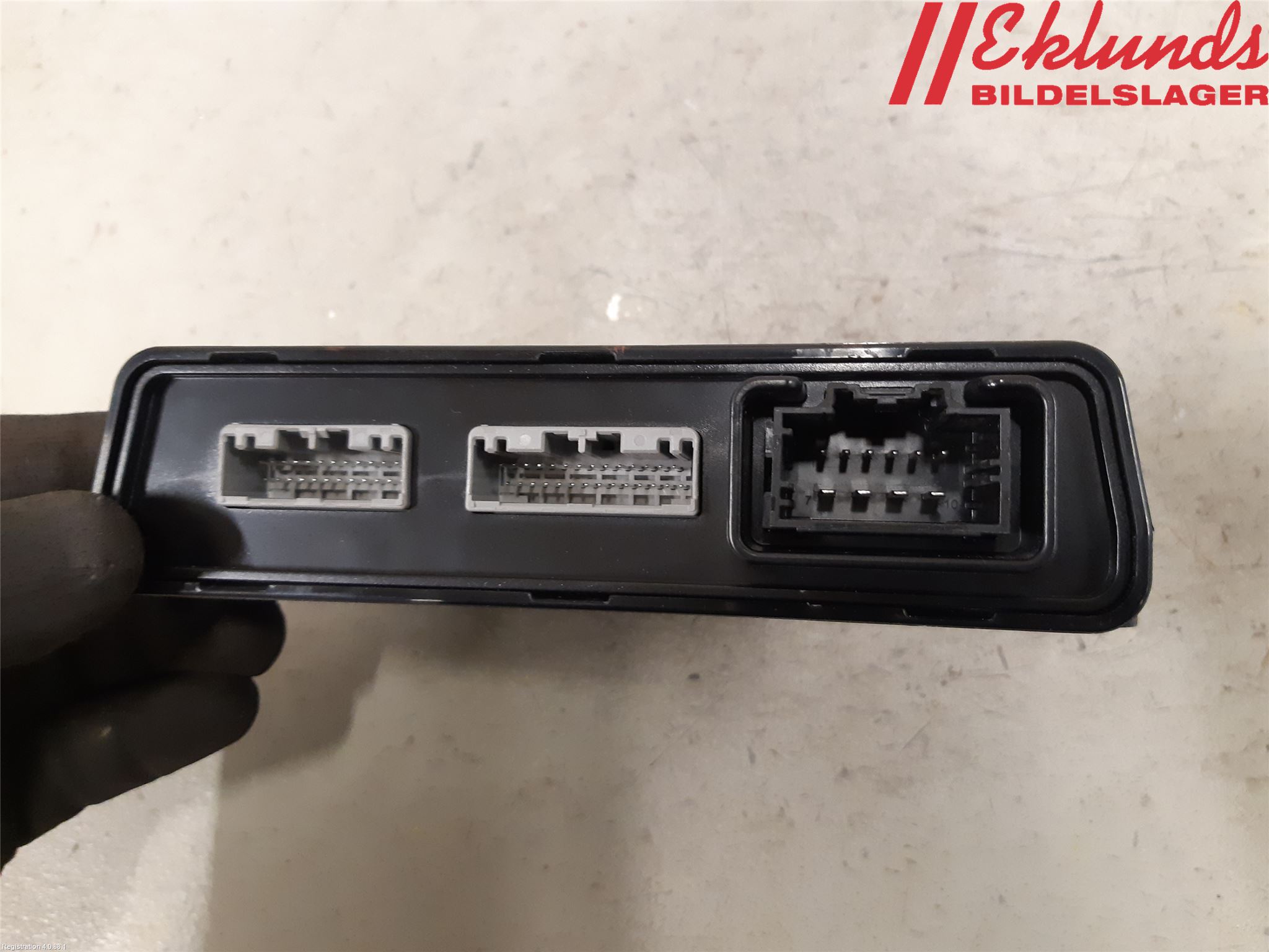 Tesla MODEL S 13- Styrenhet Dörr