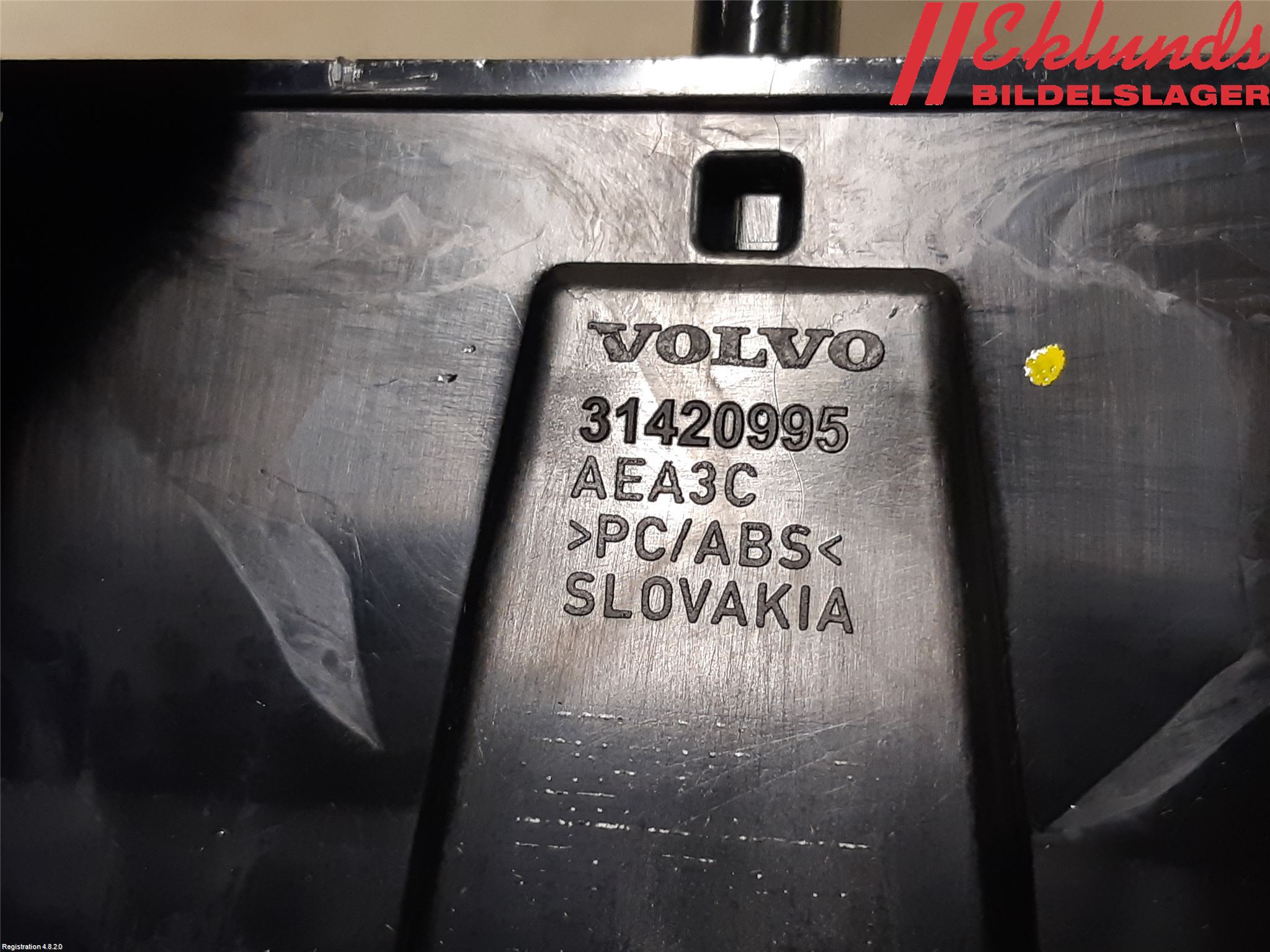 Volvo XC90/RECHARGE 16- Inredning Armstöd