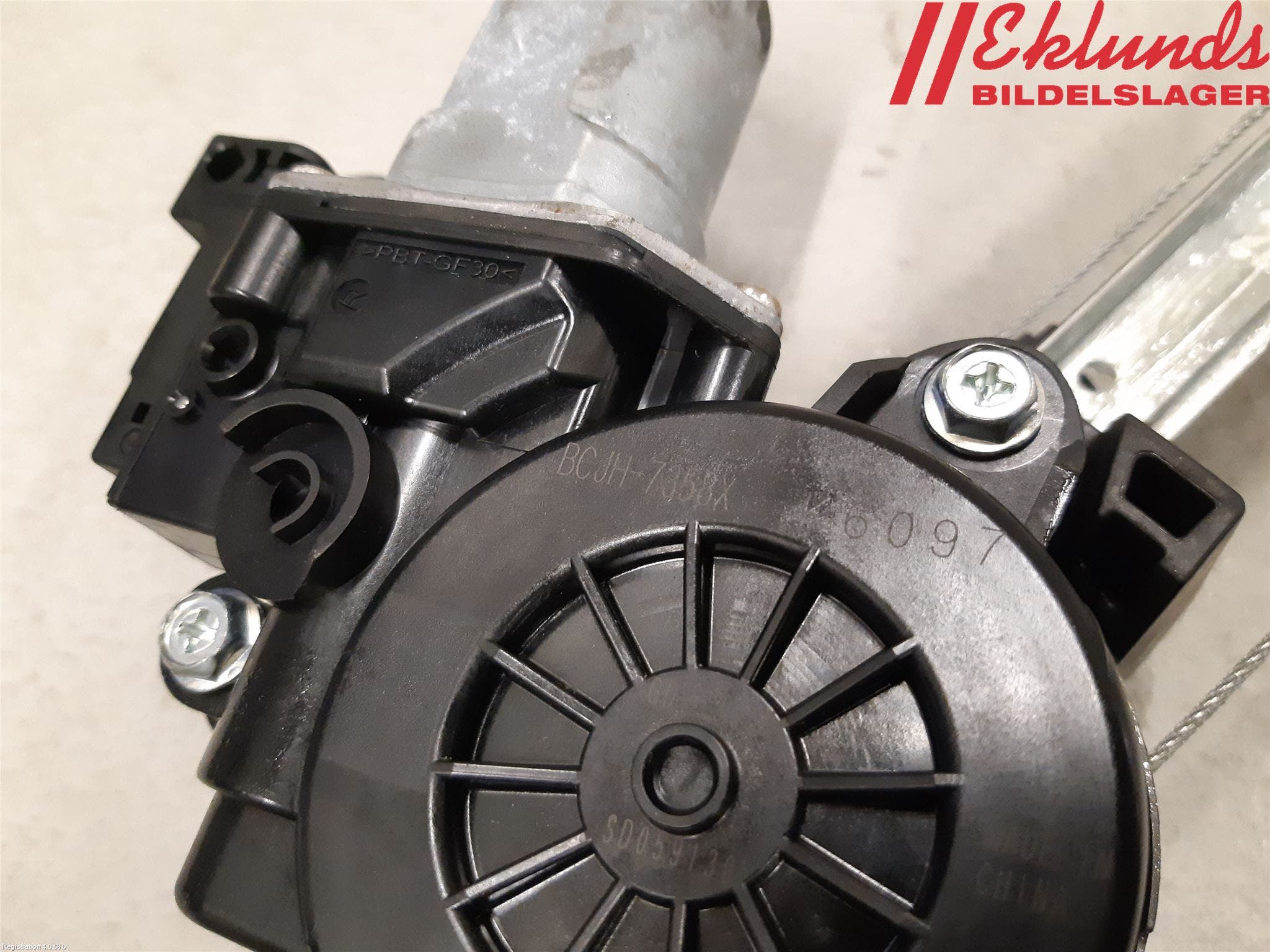 Mazda CX-30 20- Fönsterhiss El Kompl